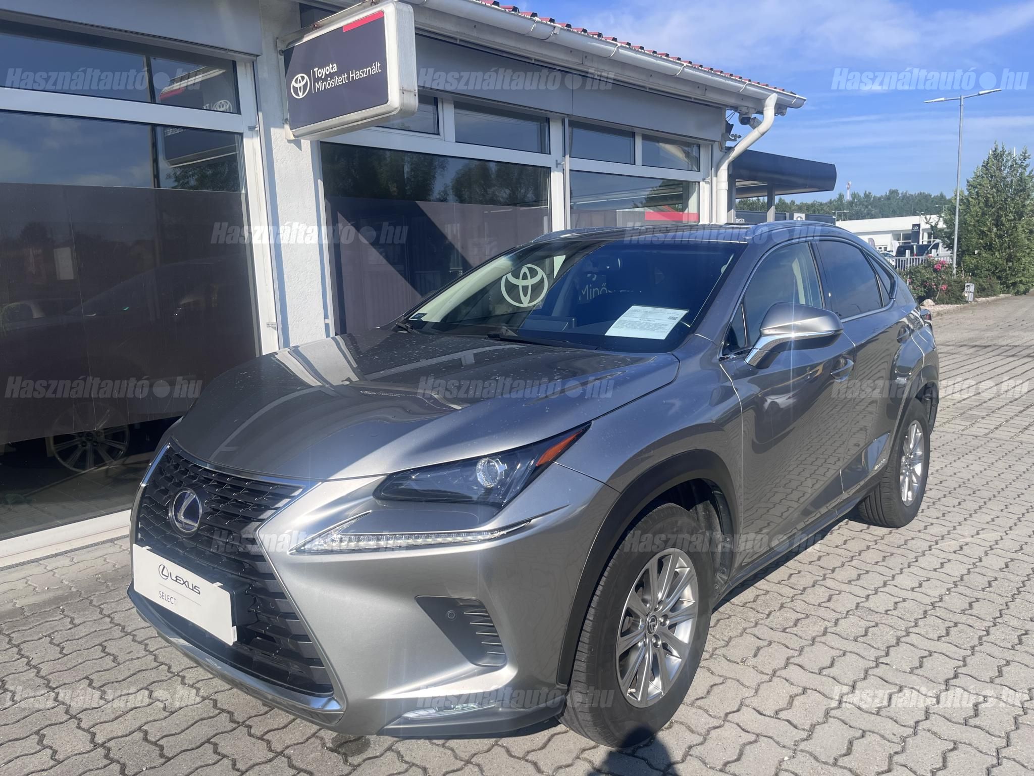 LEXUS NX 2018/8 - 1