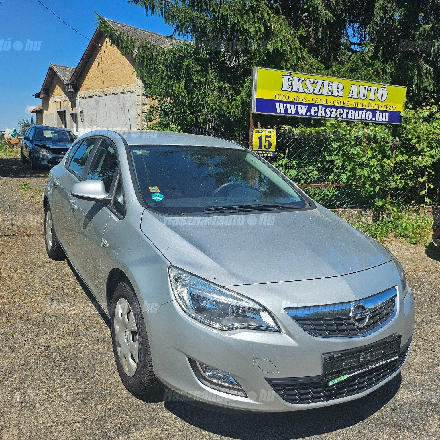 OPEL ASTRA J 2012/3 - 1