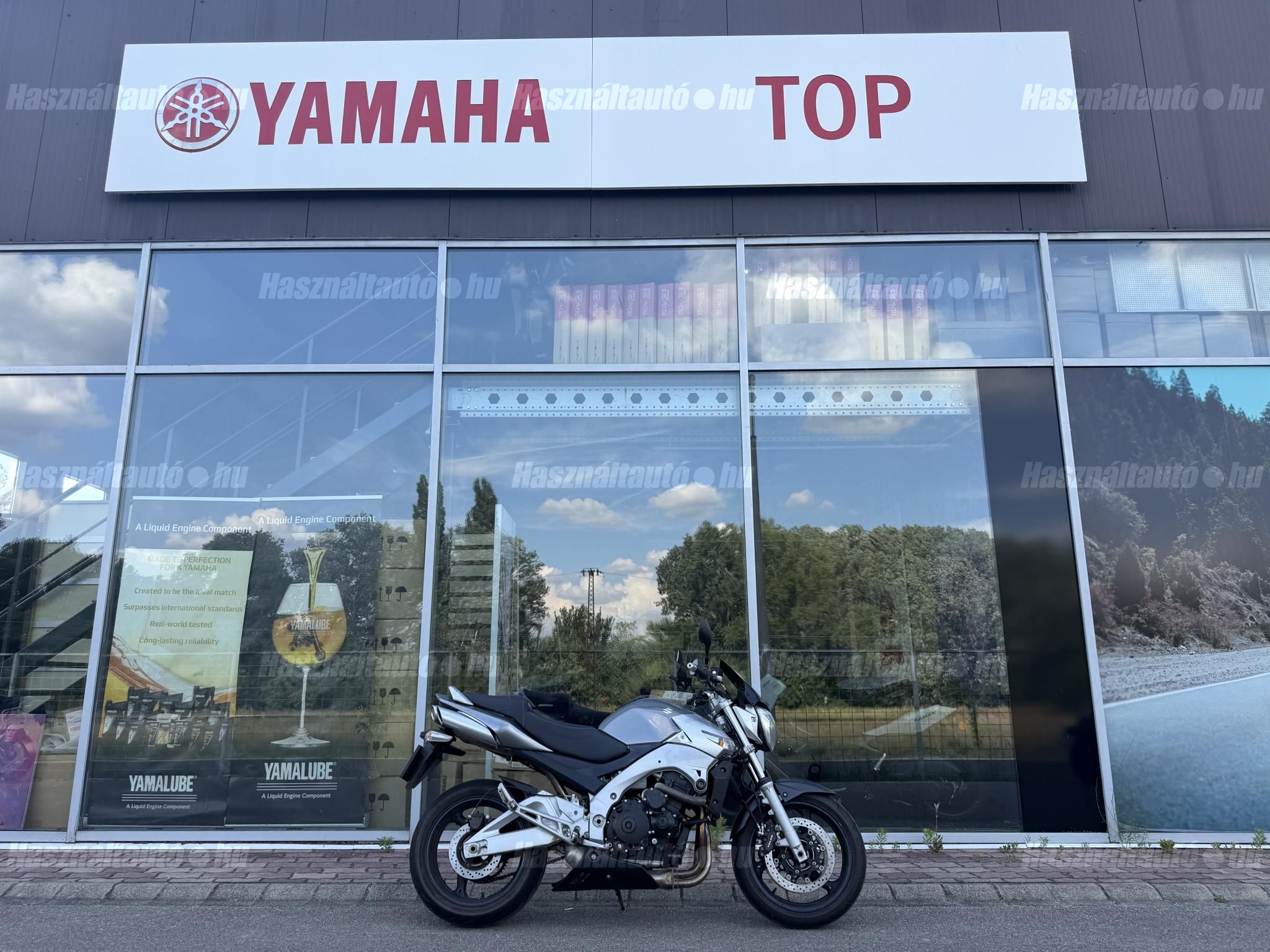 SUZUKI GSR 600 2006 - 1