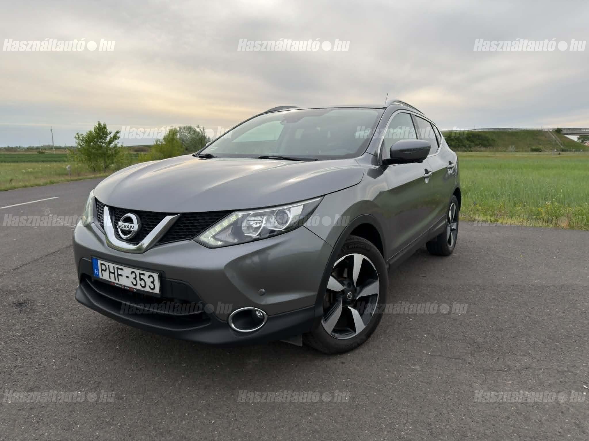 NISSAN QASHQAI 2017 - 1