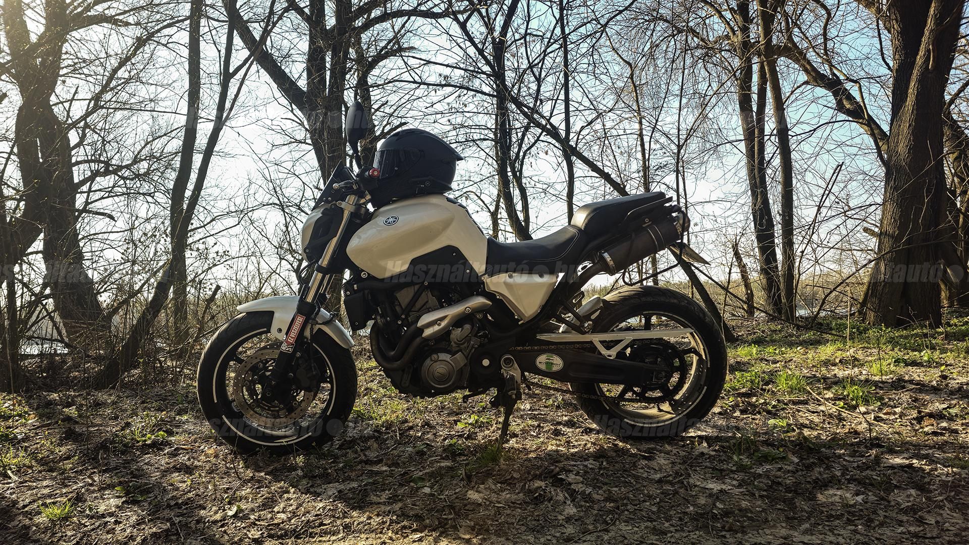 YAMAHA MT-03 2008/4 - 1