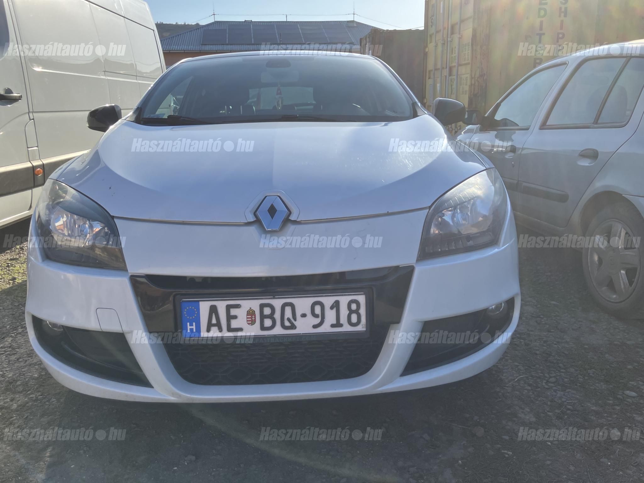 RENAULT MEGANE 2011/6 - 1