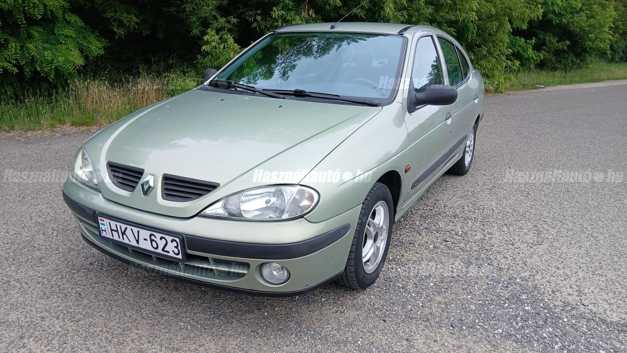 RENAULT MEGANE 2000/11 - 1