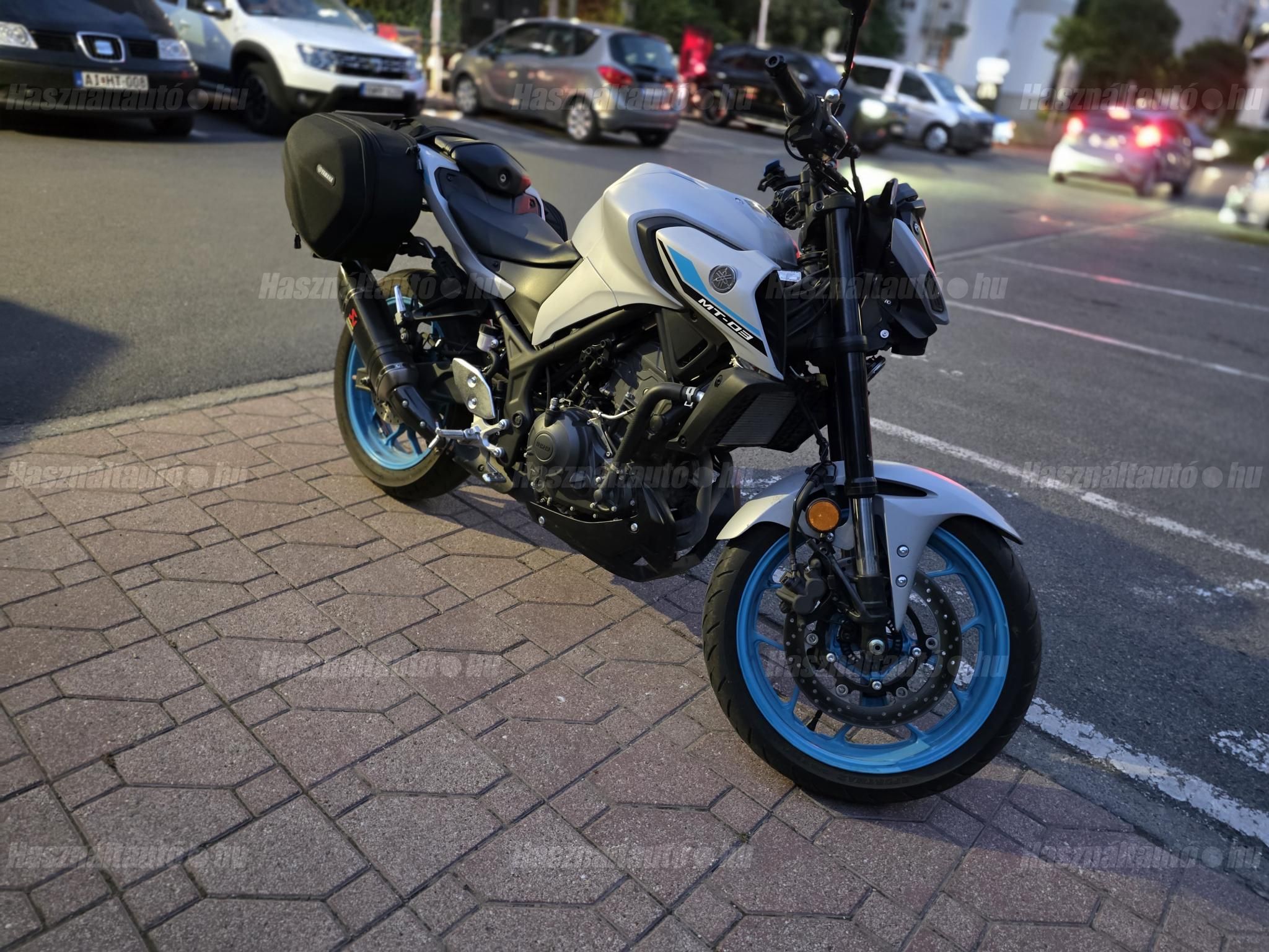 YAMAHA MT-03 2025/4 - 1