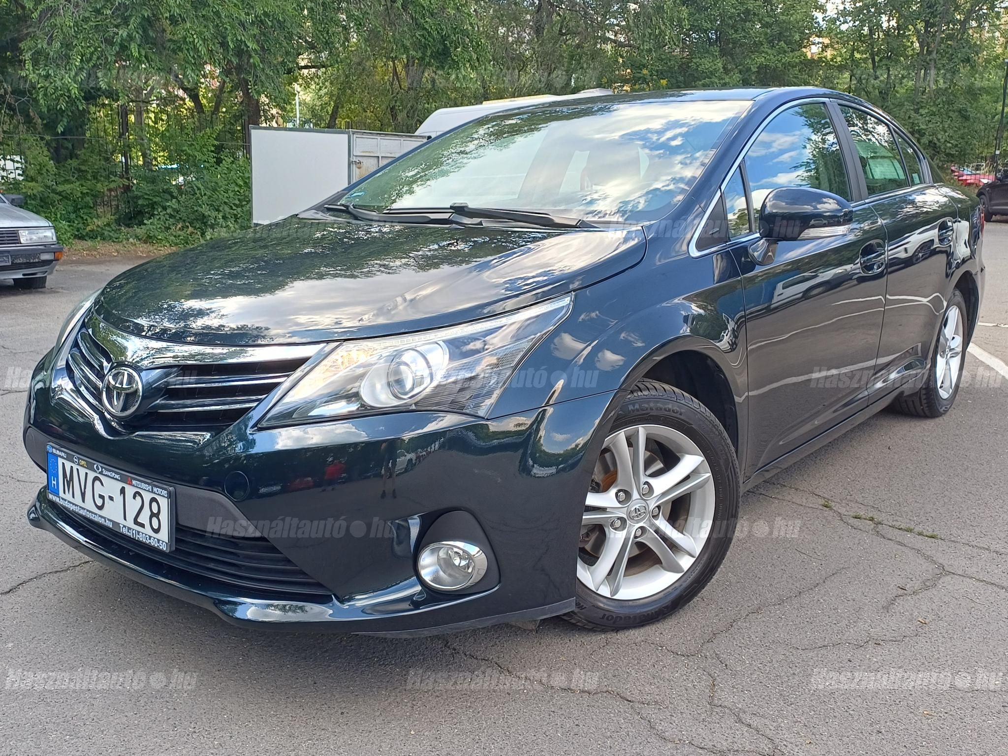TOYOTA AVENSIS 2014/8 - 1