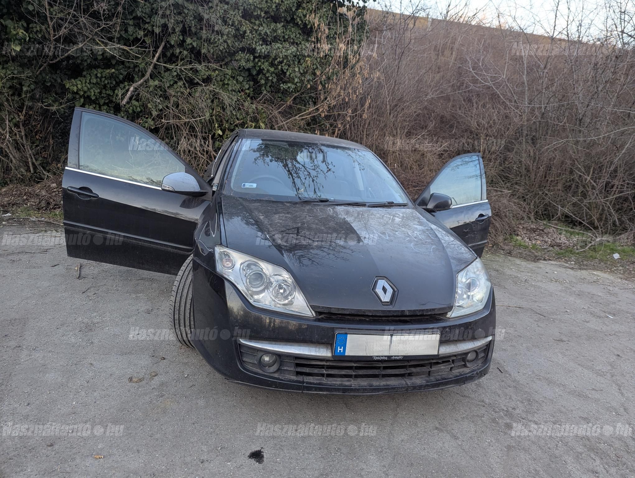 RENAULT LAGUNA 2009/10 - 1
