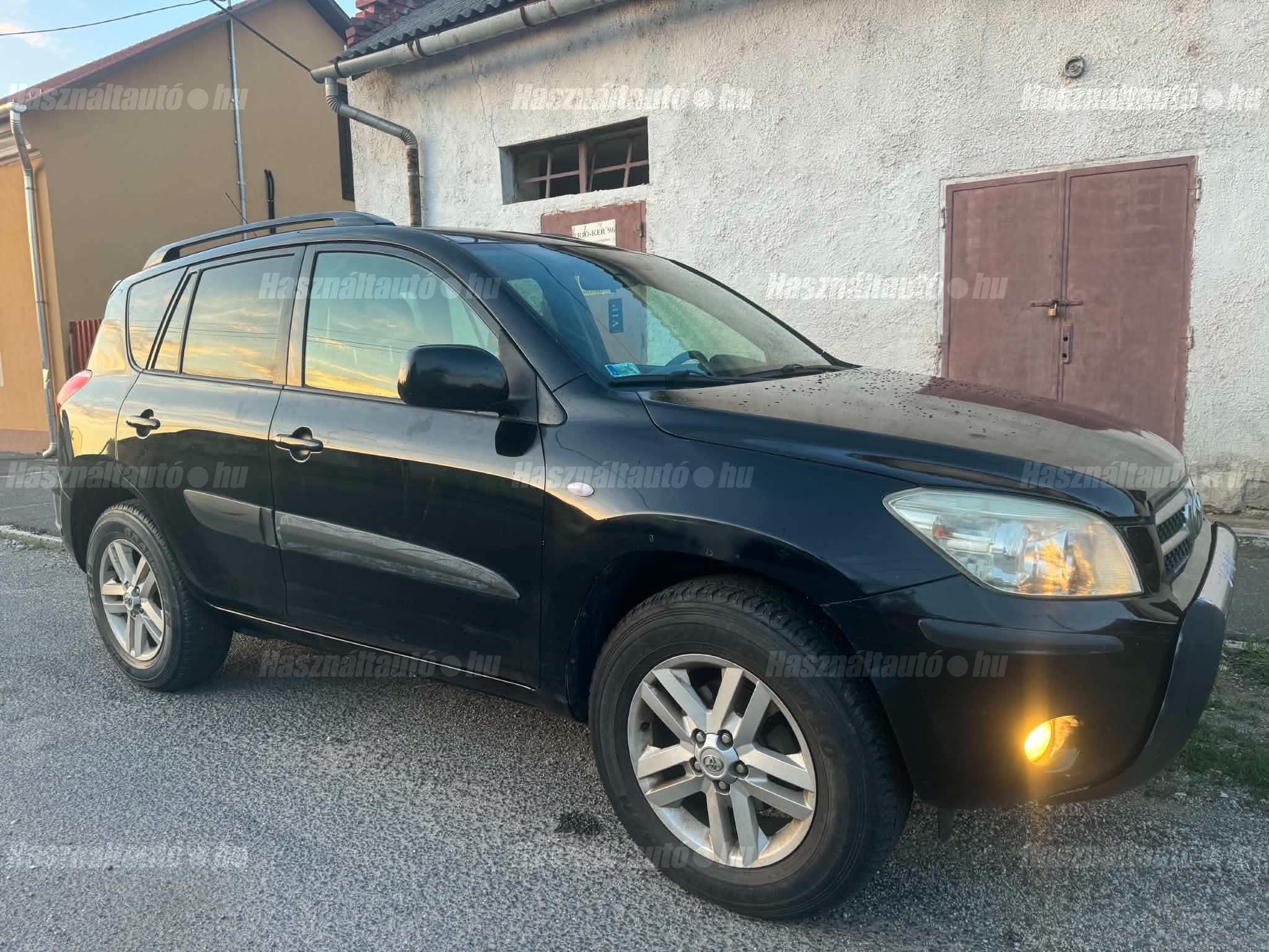 TOYOTA RAV 4 2006/9 - 1