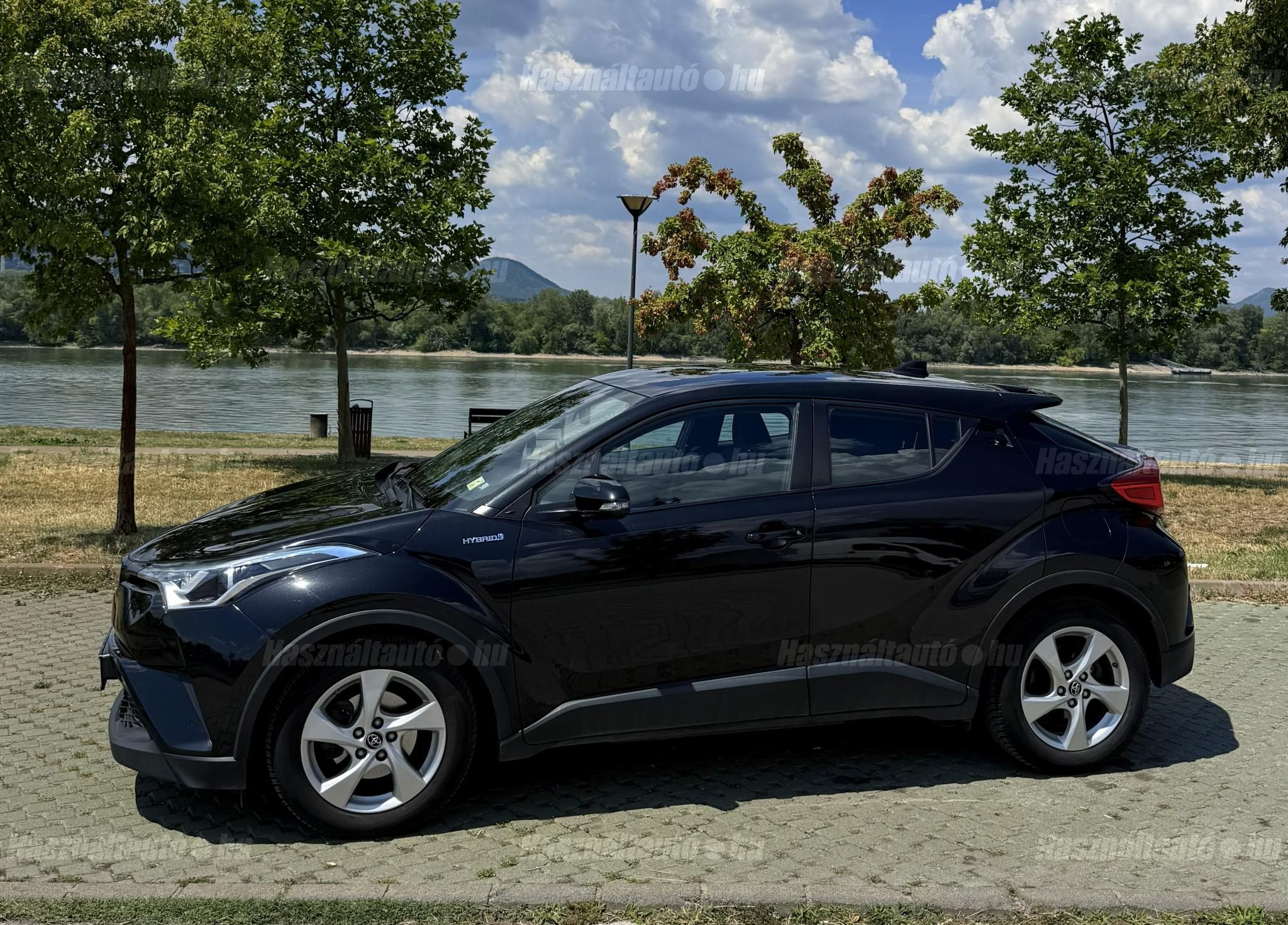 TOYOTA C-HR 2018/12 - 1