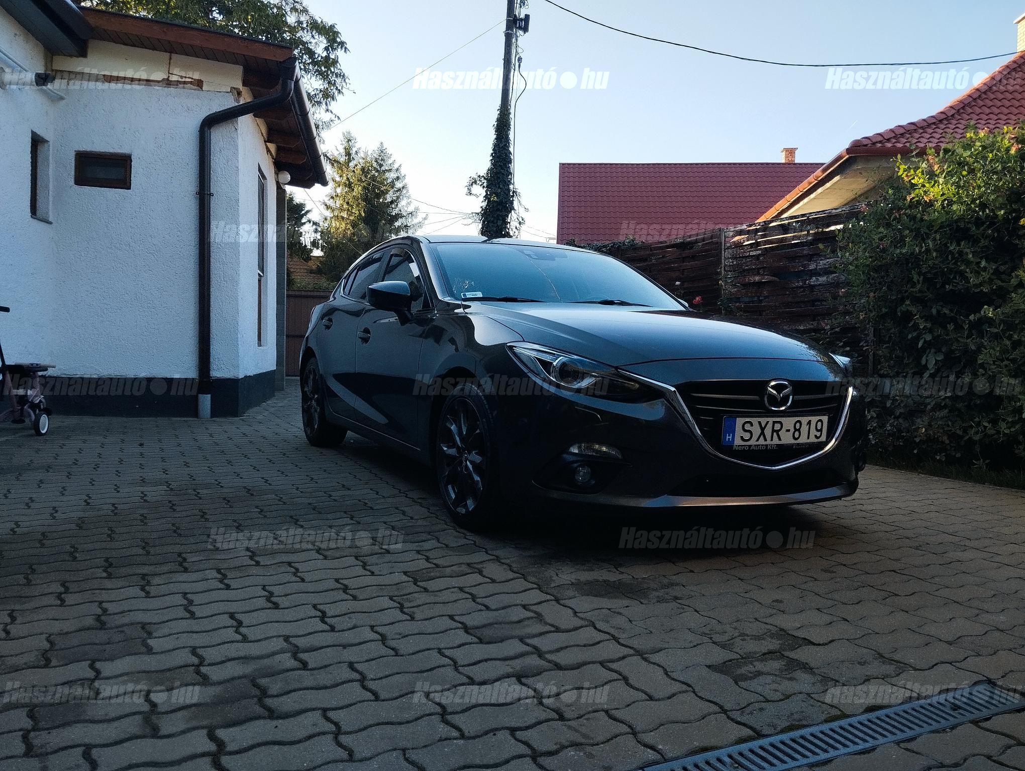 MAZDA 3 2016 - 1