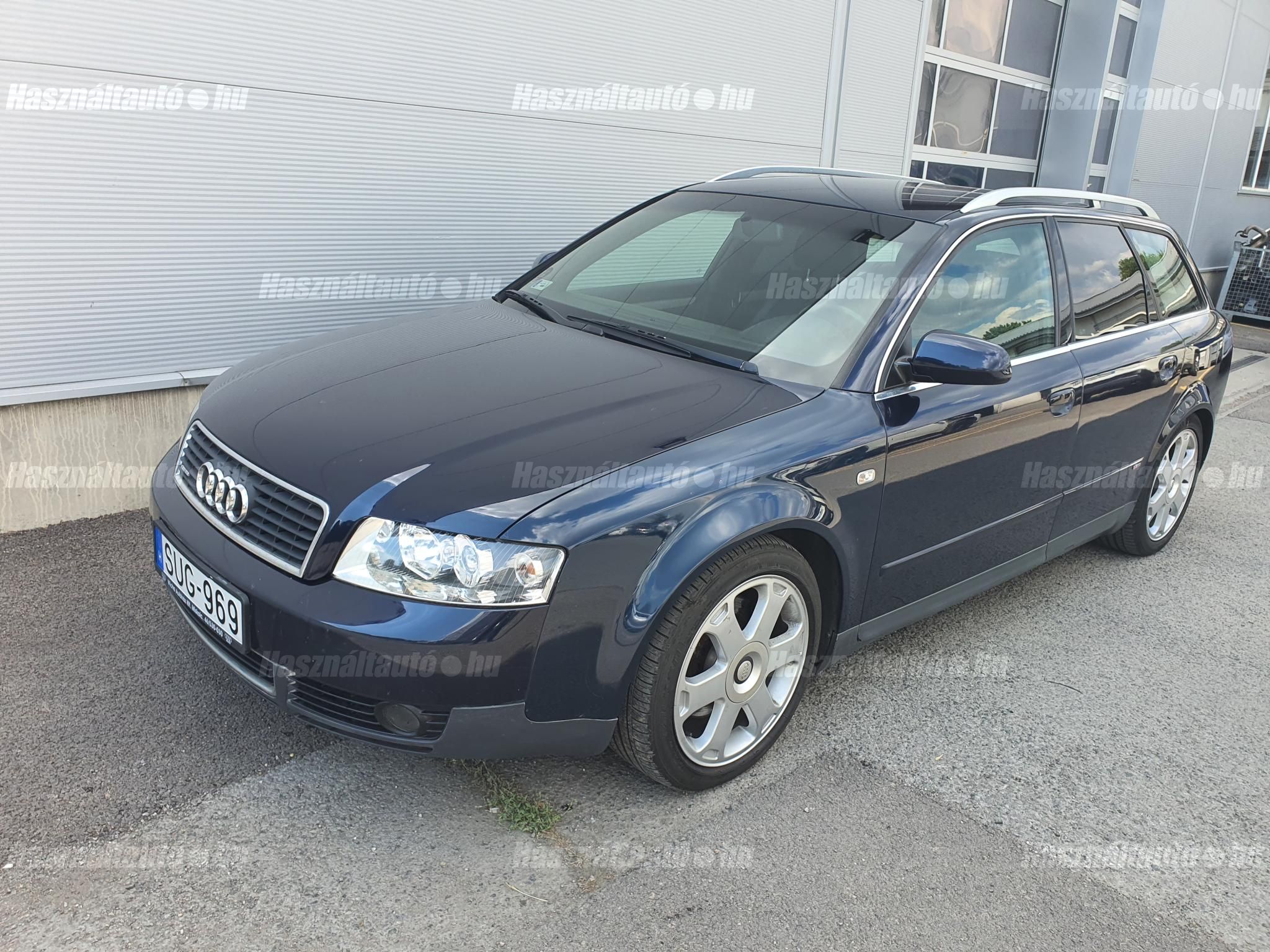 AUDI A4 2003/8 - 1