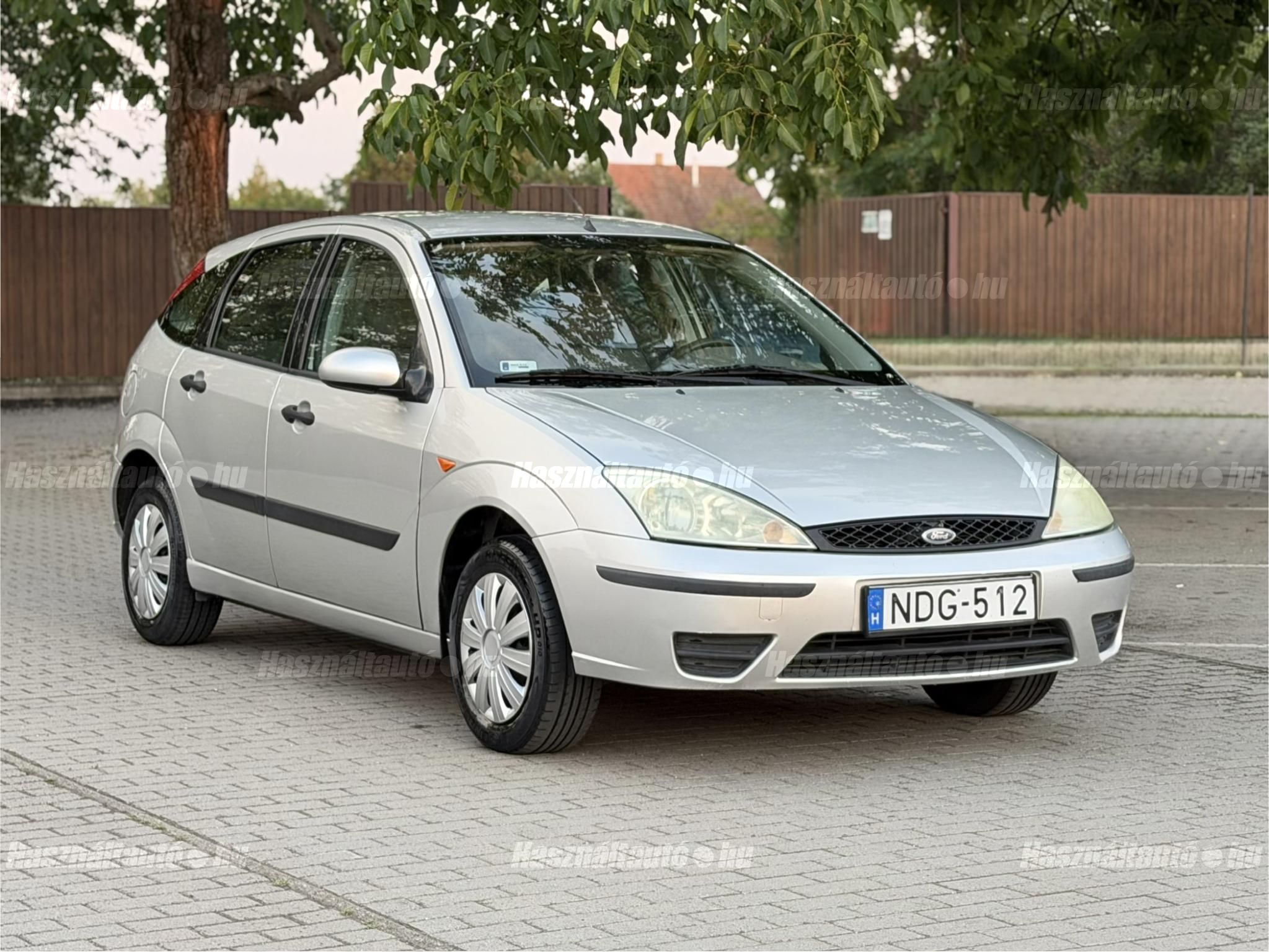 FORD FOCUS 2002 - 1