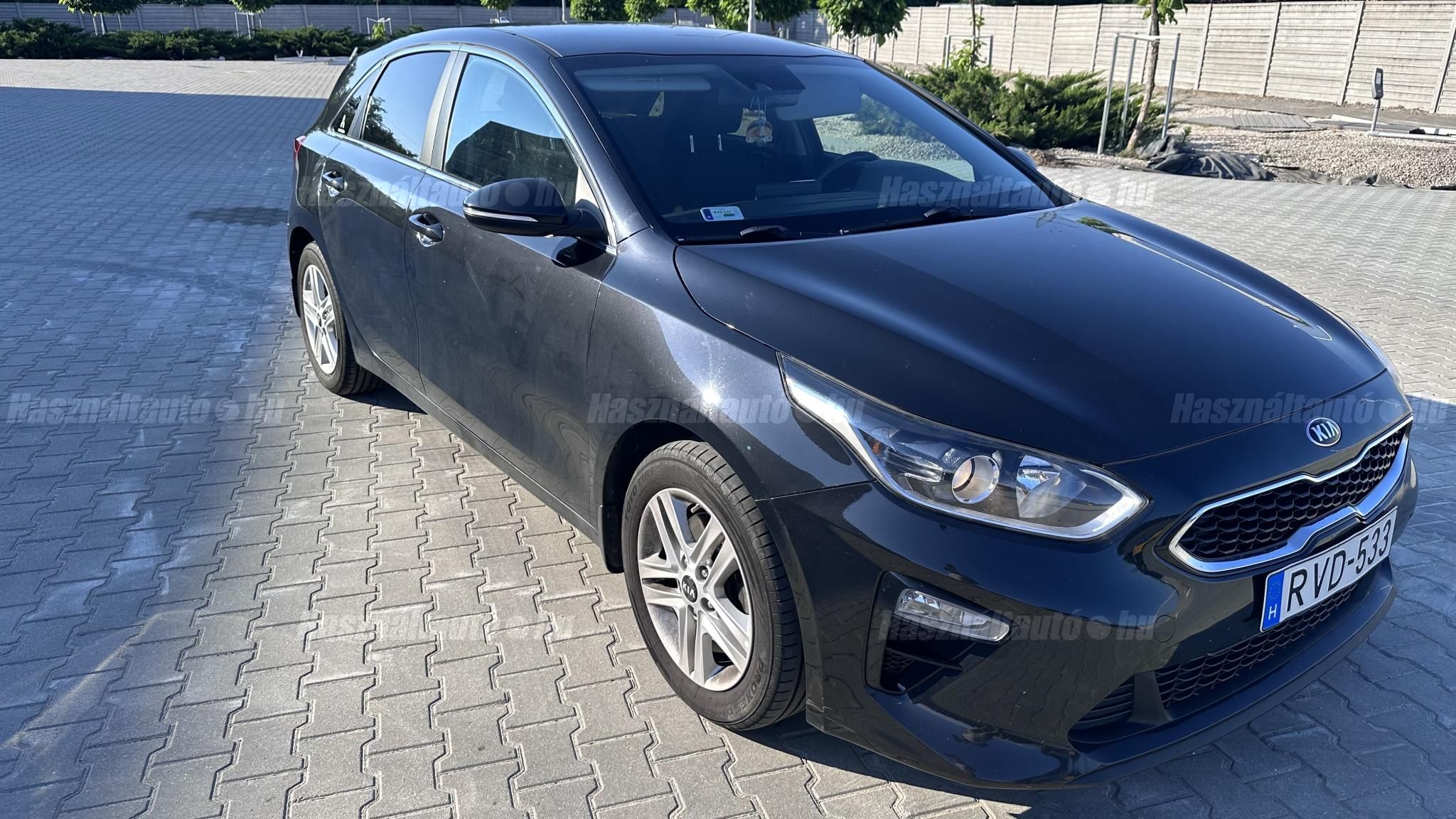 KIA CEE'D 2019/12 - 1