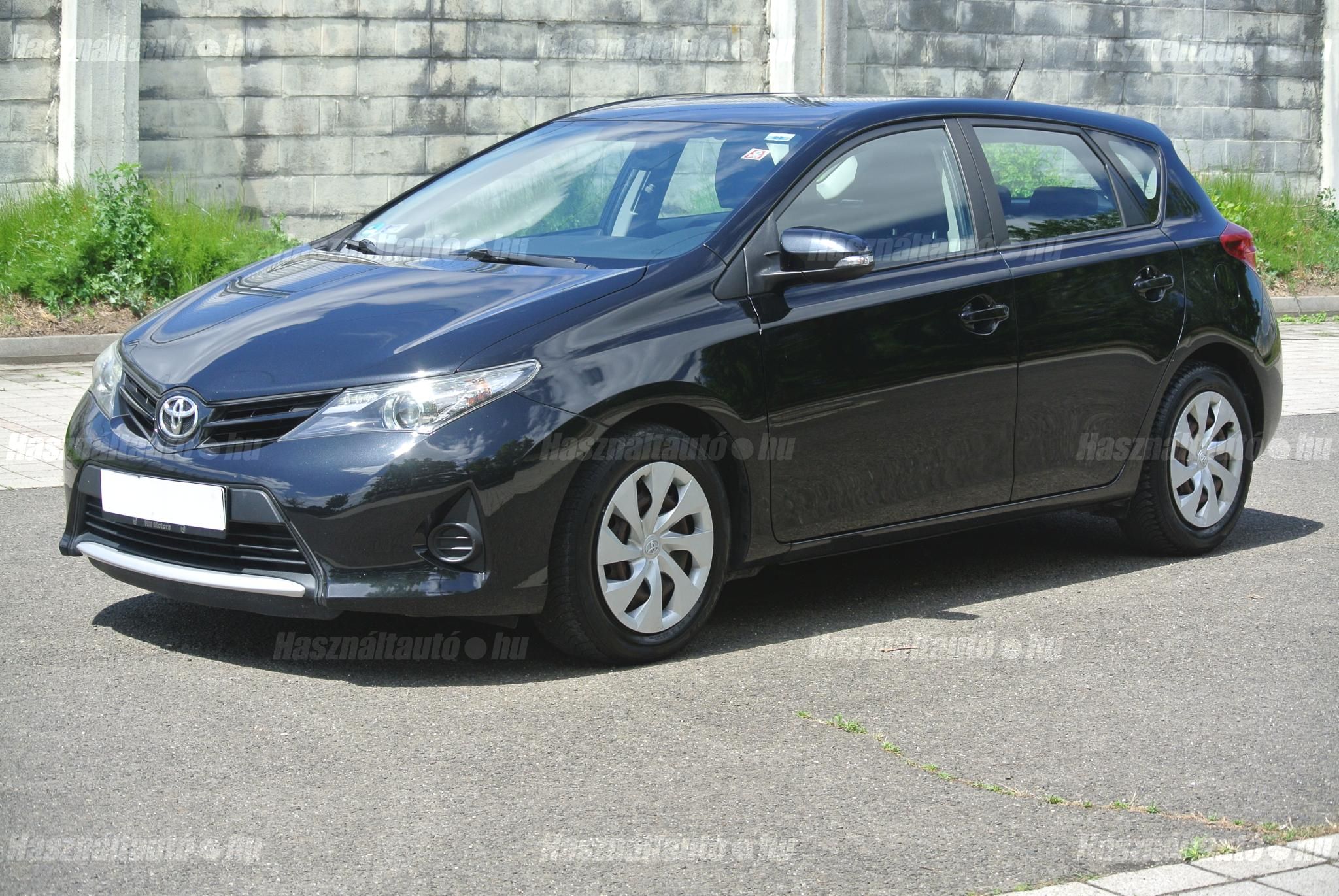 TOYOTA AURIS 2014/9 - 1