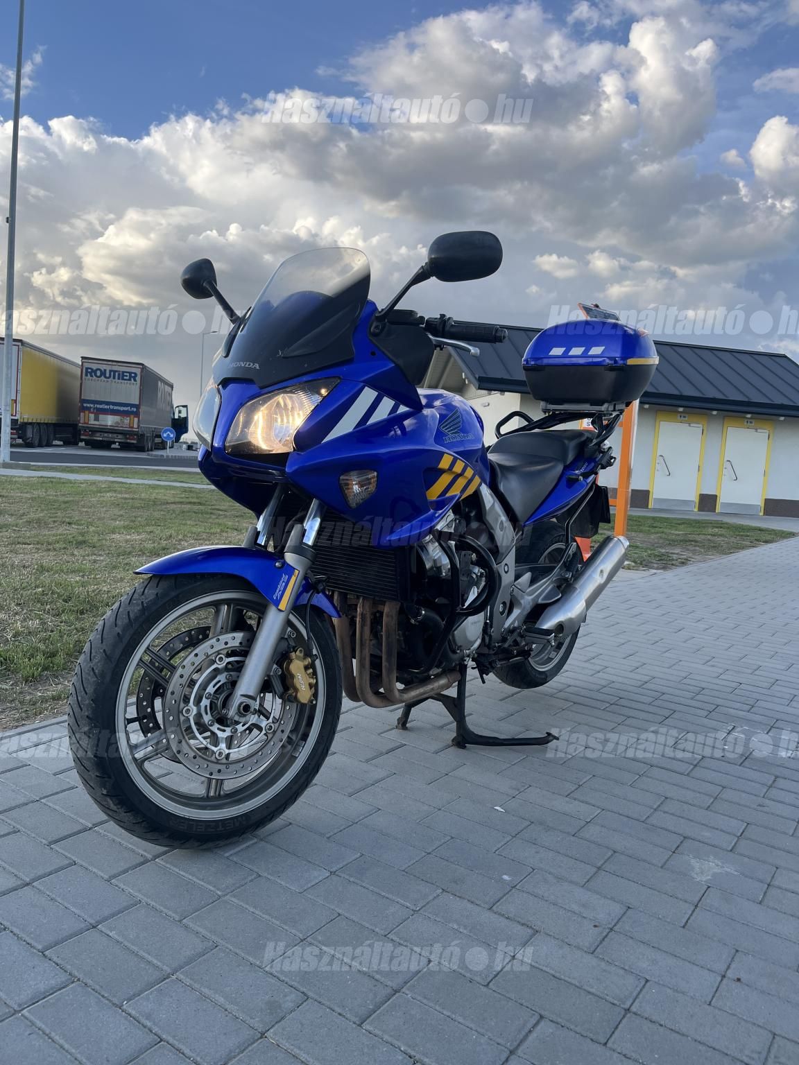 HONDA CBF 1000 2008 - 1