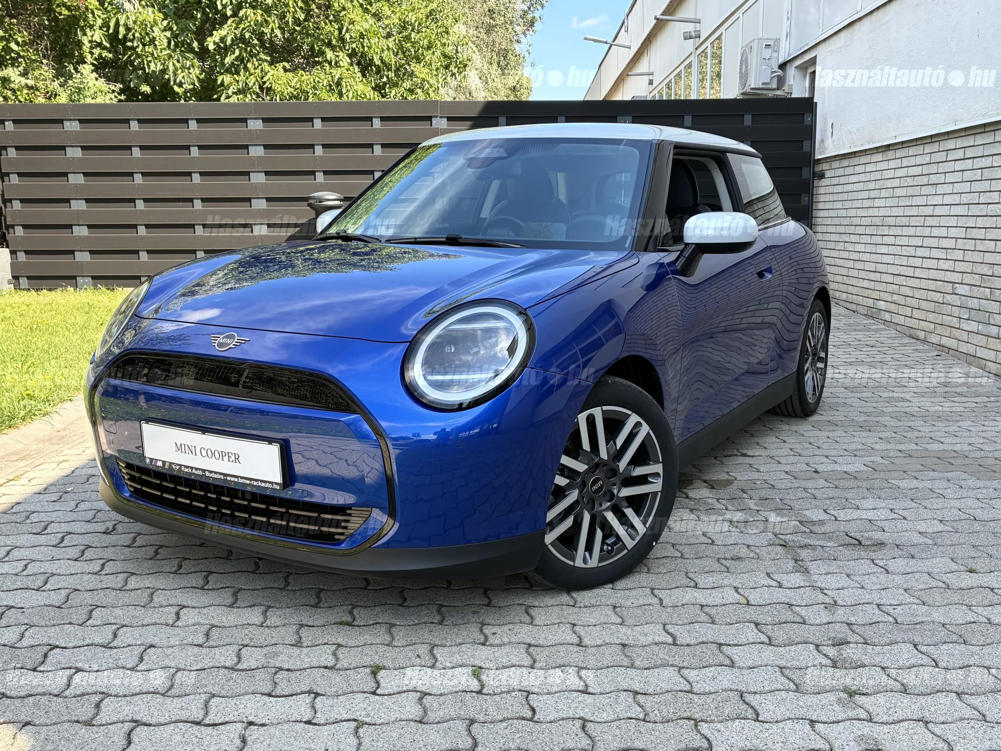 MINI MINI COOPER 2024/5 - 1