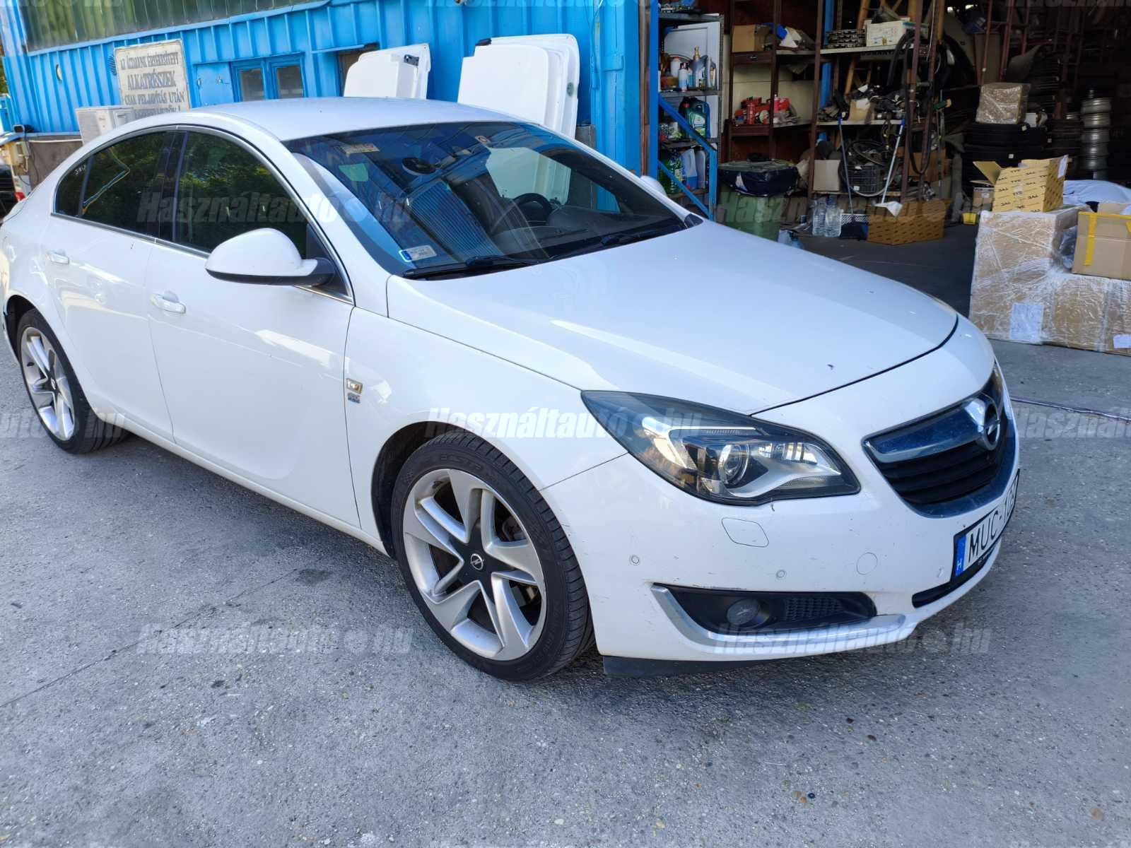 OPEL INSIGNIA 2014/7 - 1