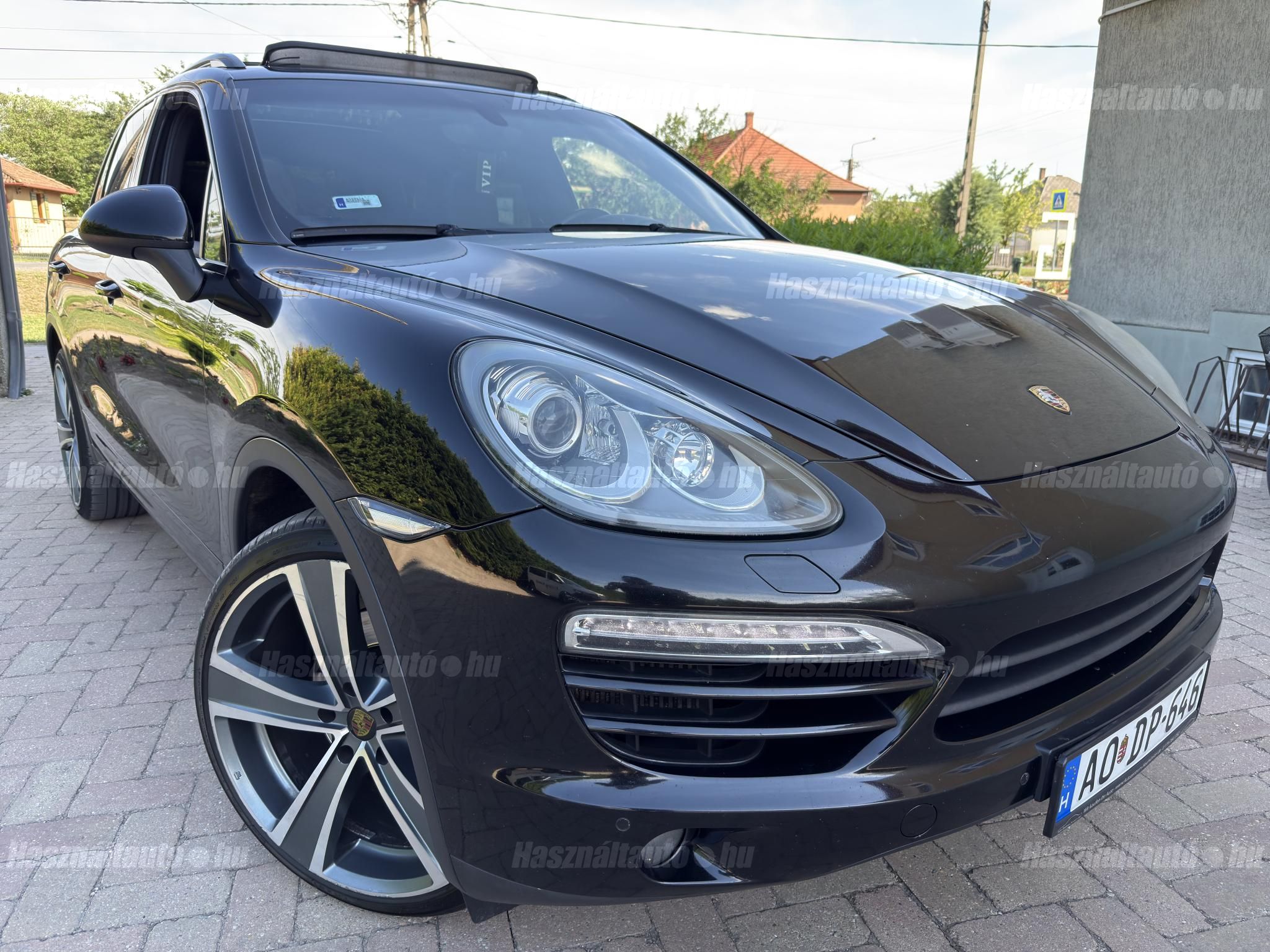 PORSCHE CAYENNE 2012/6 - 1