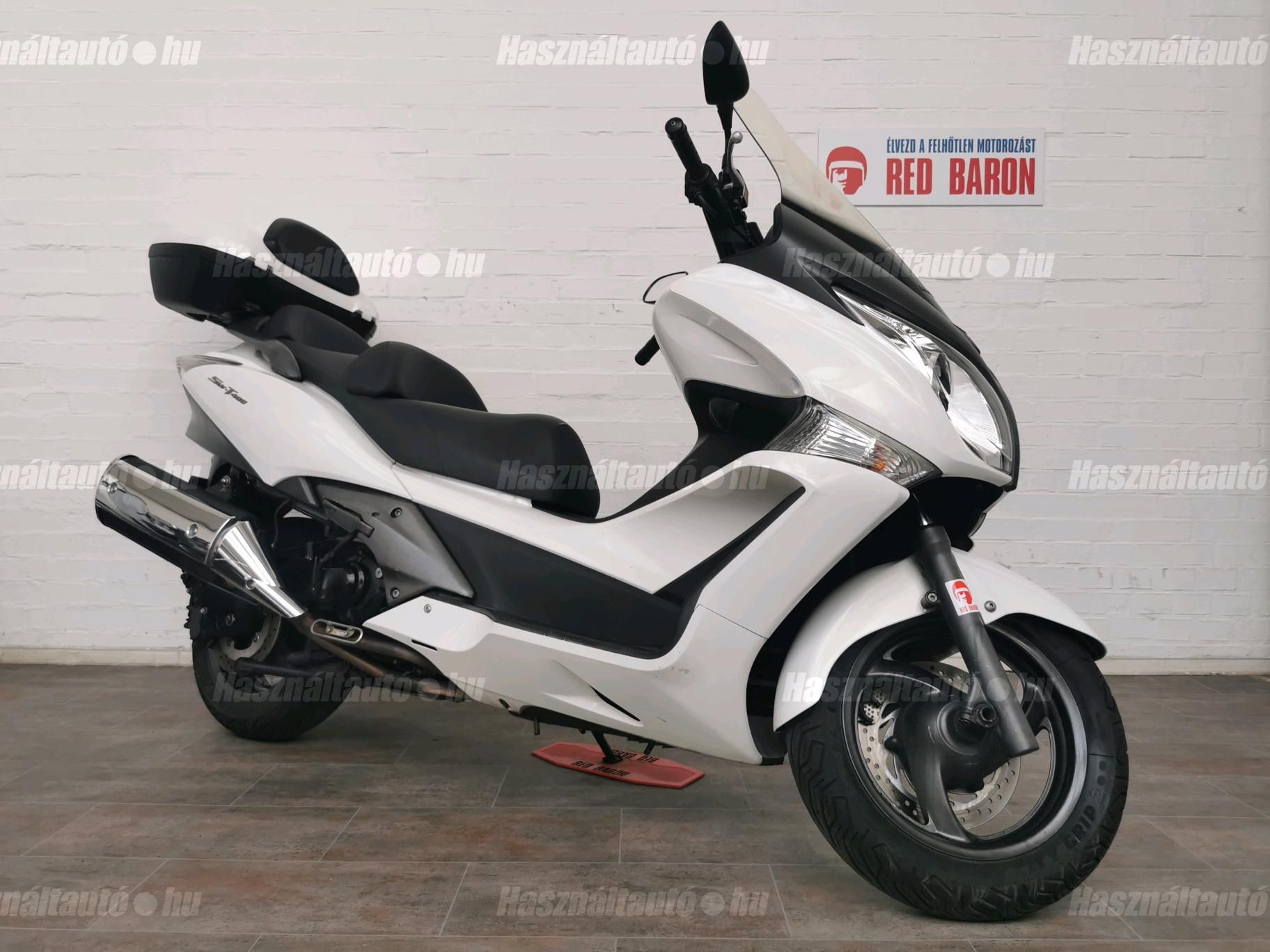 HONDA SW-T 400 2009 - 1