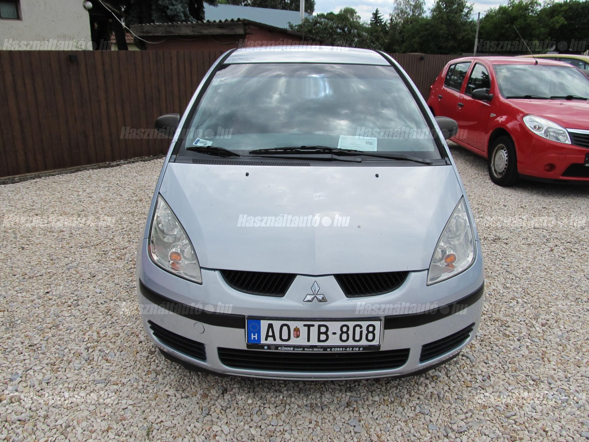 MITSUBISHI COLT 2004/6 - 1