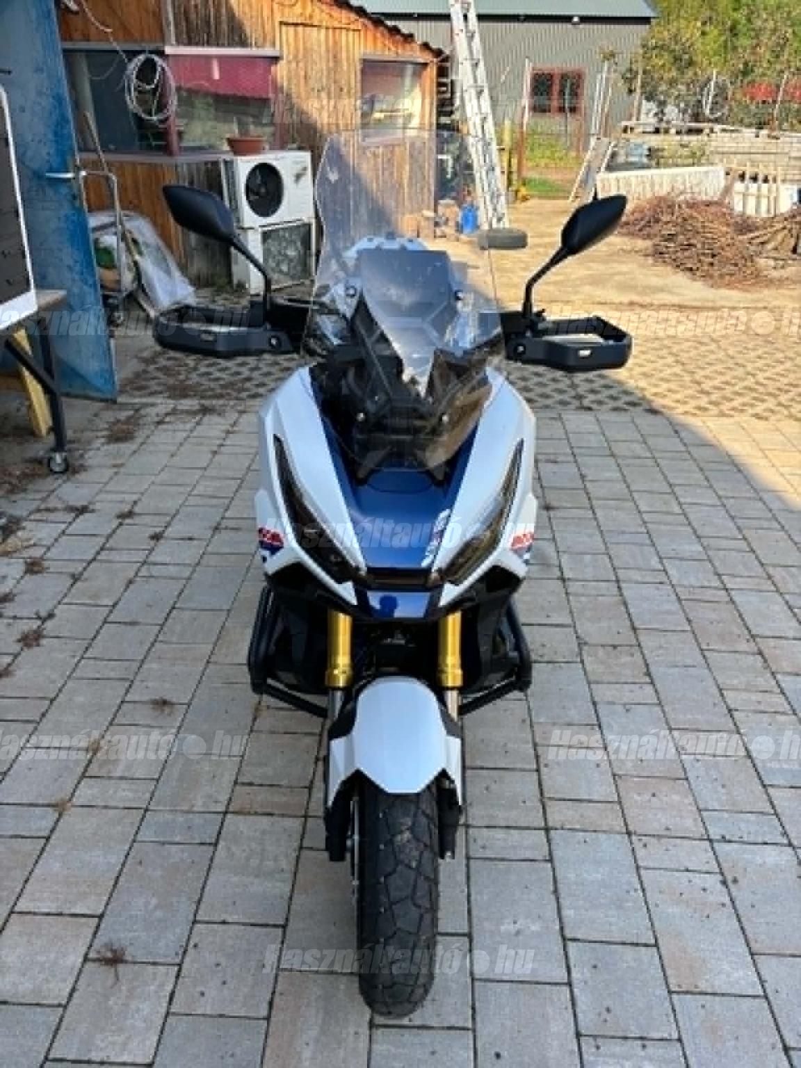 HONDA X-ADV 2025/12 - 1