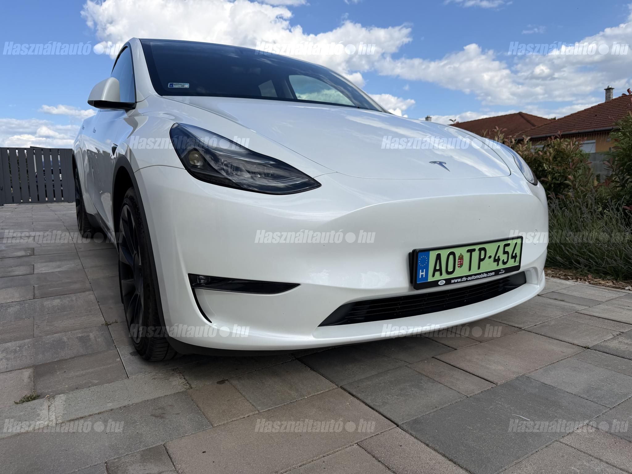 TESLA MODEL Y 2024/2 - 1