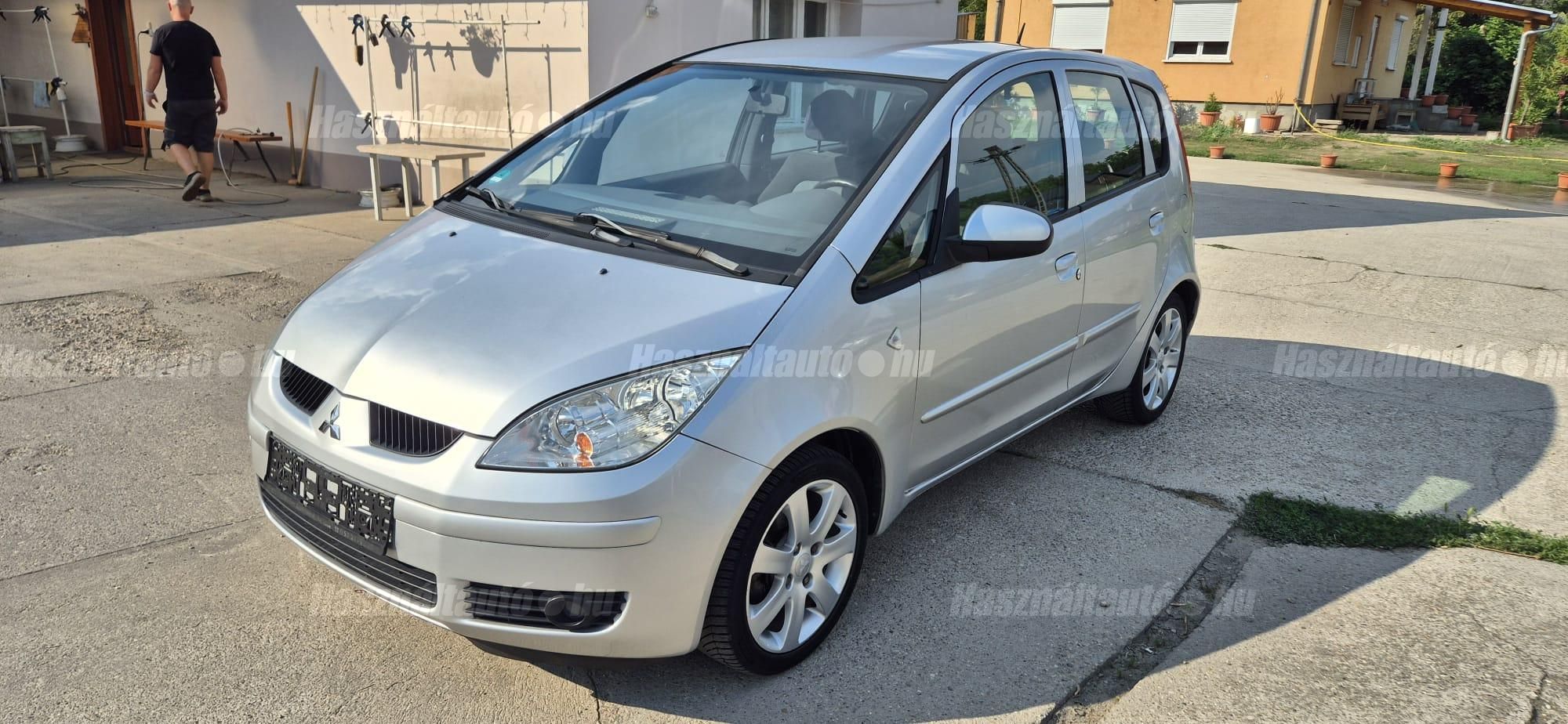 MITSUBISHI COLT 2005/8 - 1