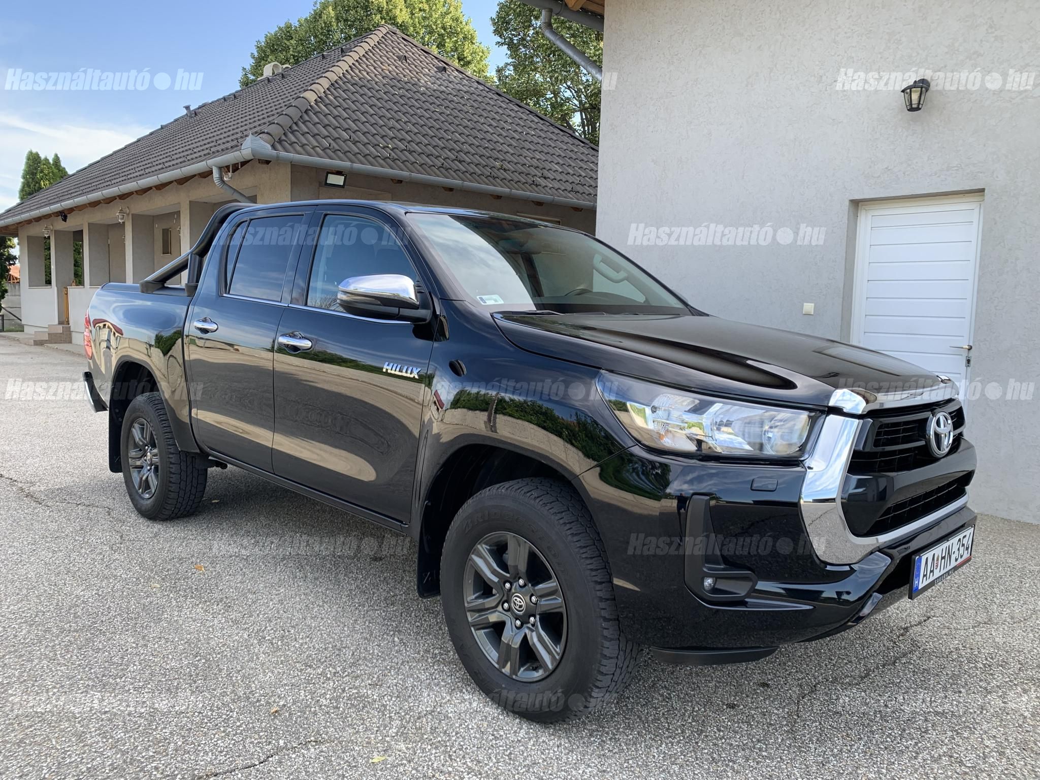 TOYOTA HILUX 2022/11 - 1
