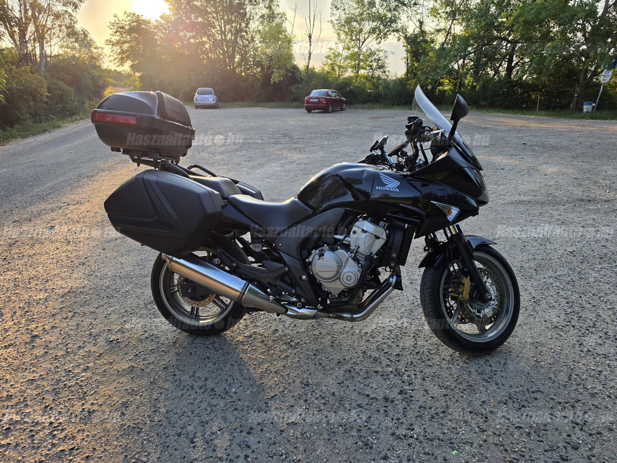 HONDA CBF 600 2009/6 - 1