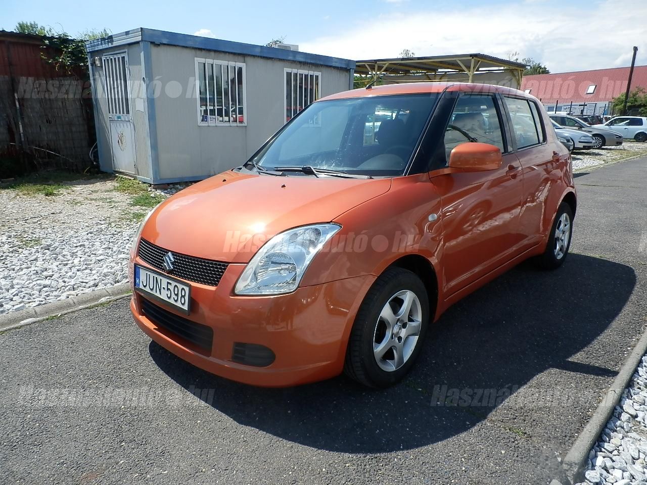 SUZUKI SWIFT 2005/6 - 1