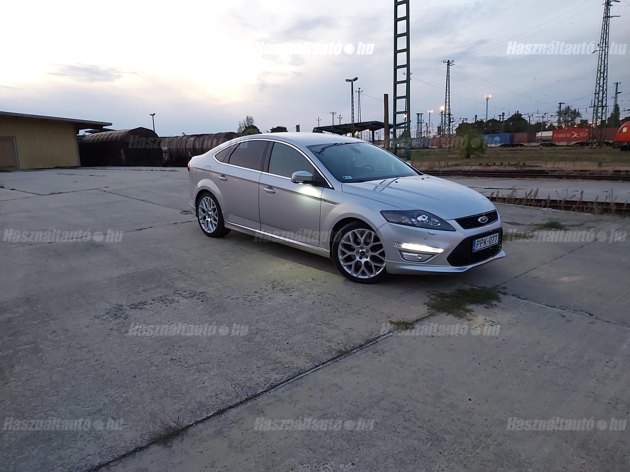 FORD MONDEO 2014/8 - 1