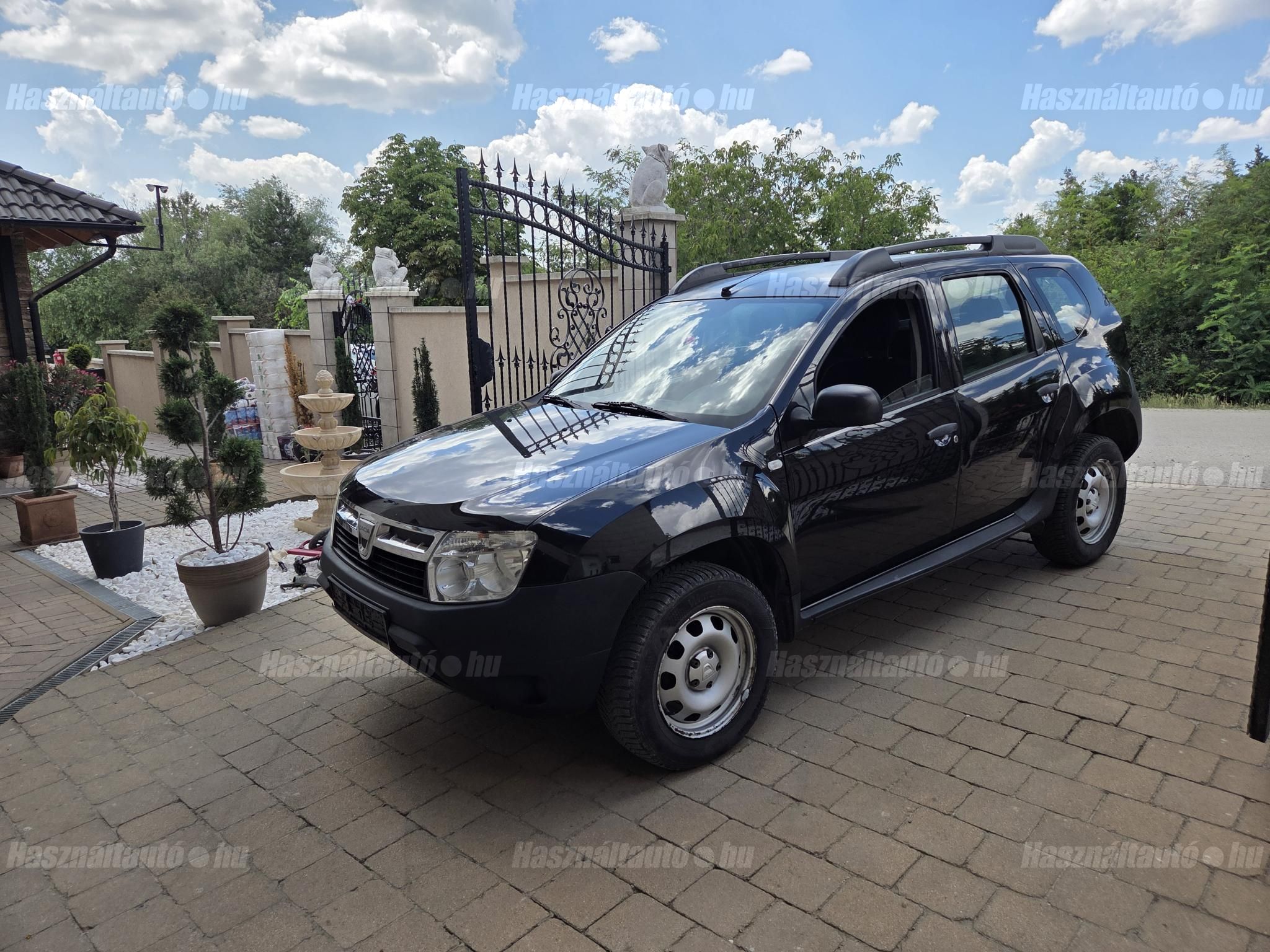 DACIA DUSTER 2010/3 - 1