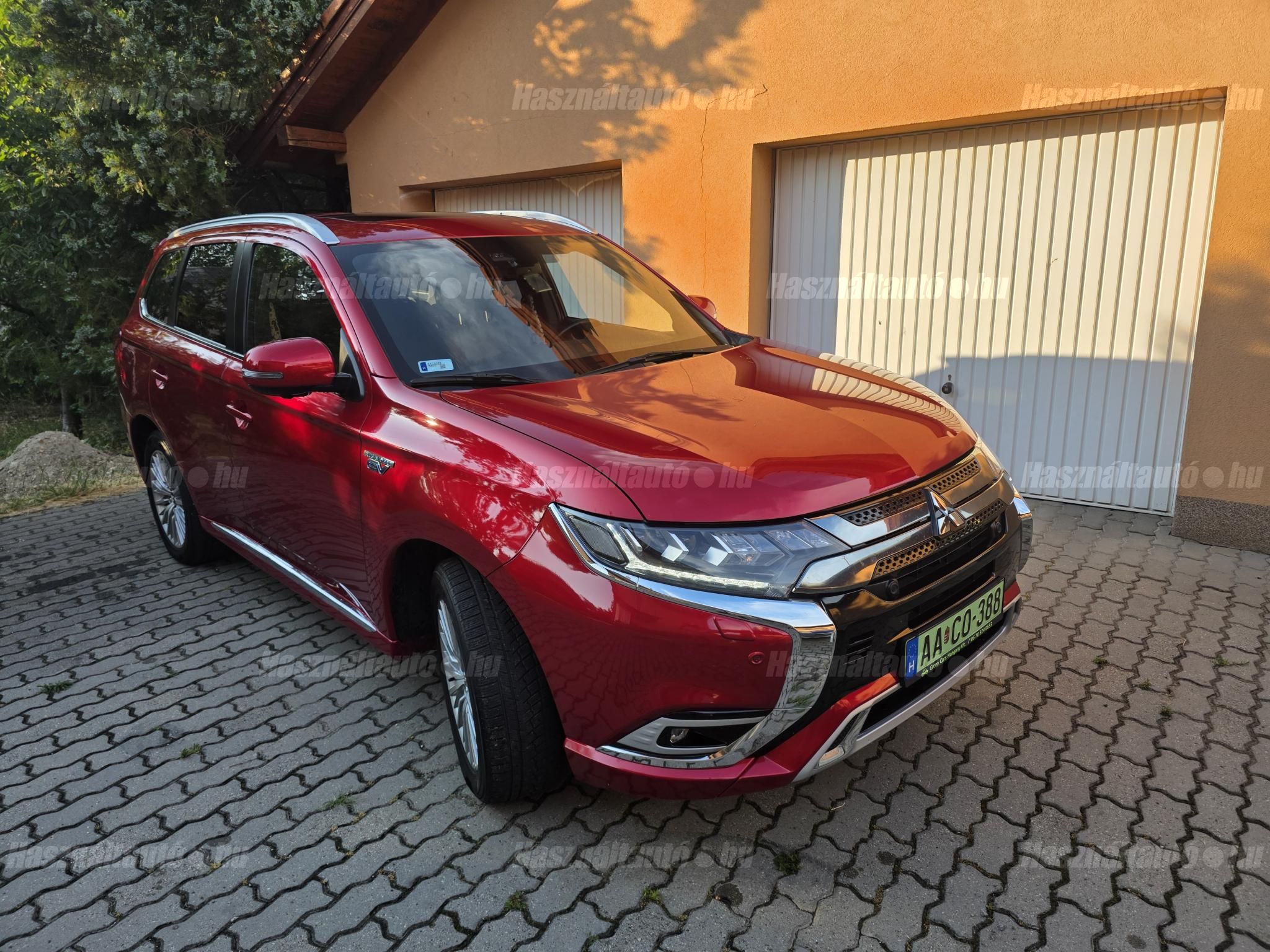 MITSUBISHI OUTLANDER 2020/8 - 1