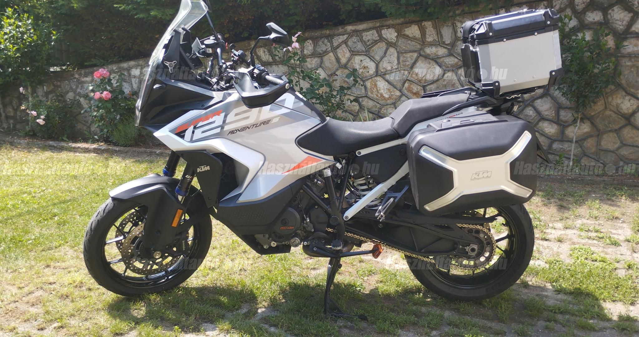 KTM 1290 SUPER ADVENTURE S 2023/2 - 1