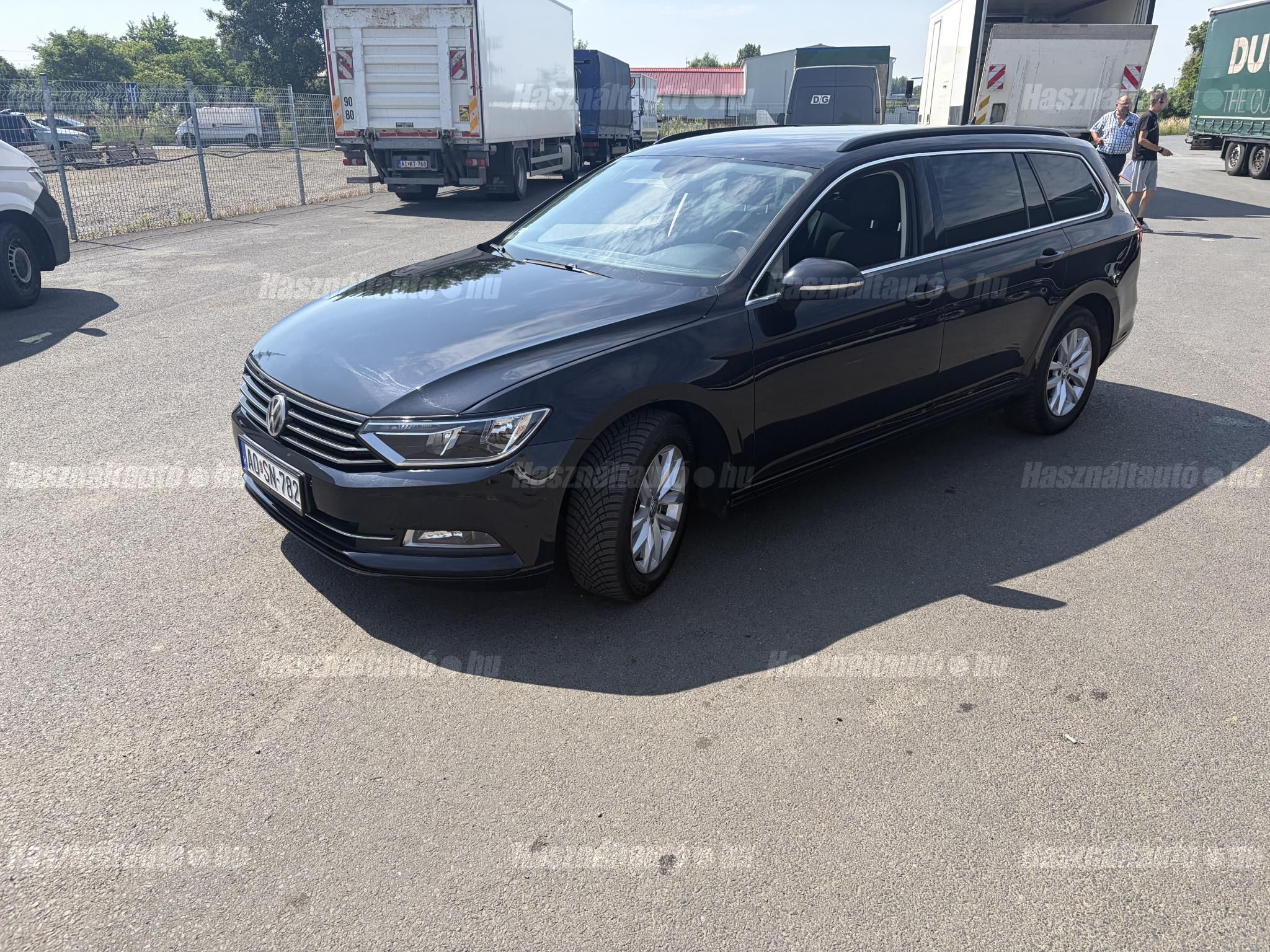 VOLKSWAGEN PASSAT 2017/2 - 1