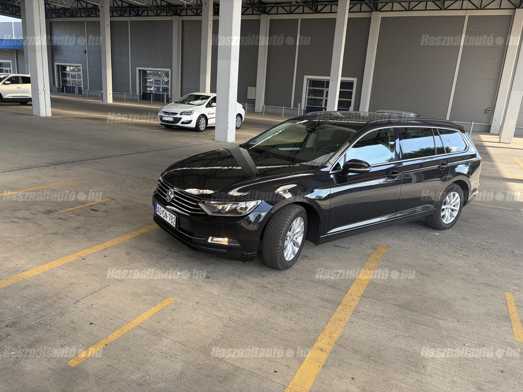 VOLKSWAGEN PASSAT 2017/2 - 1