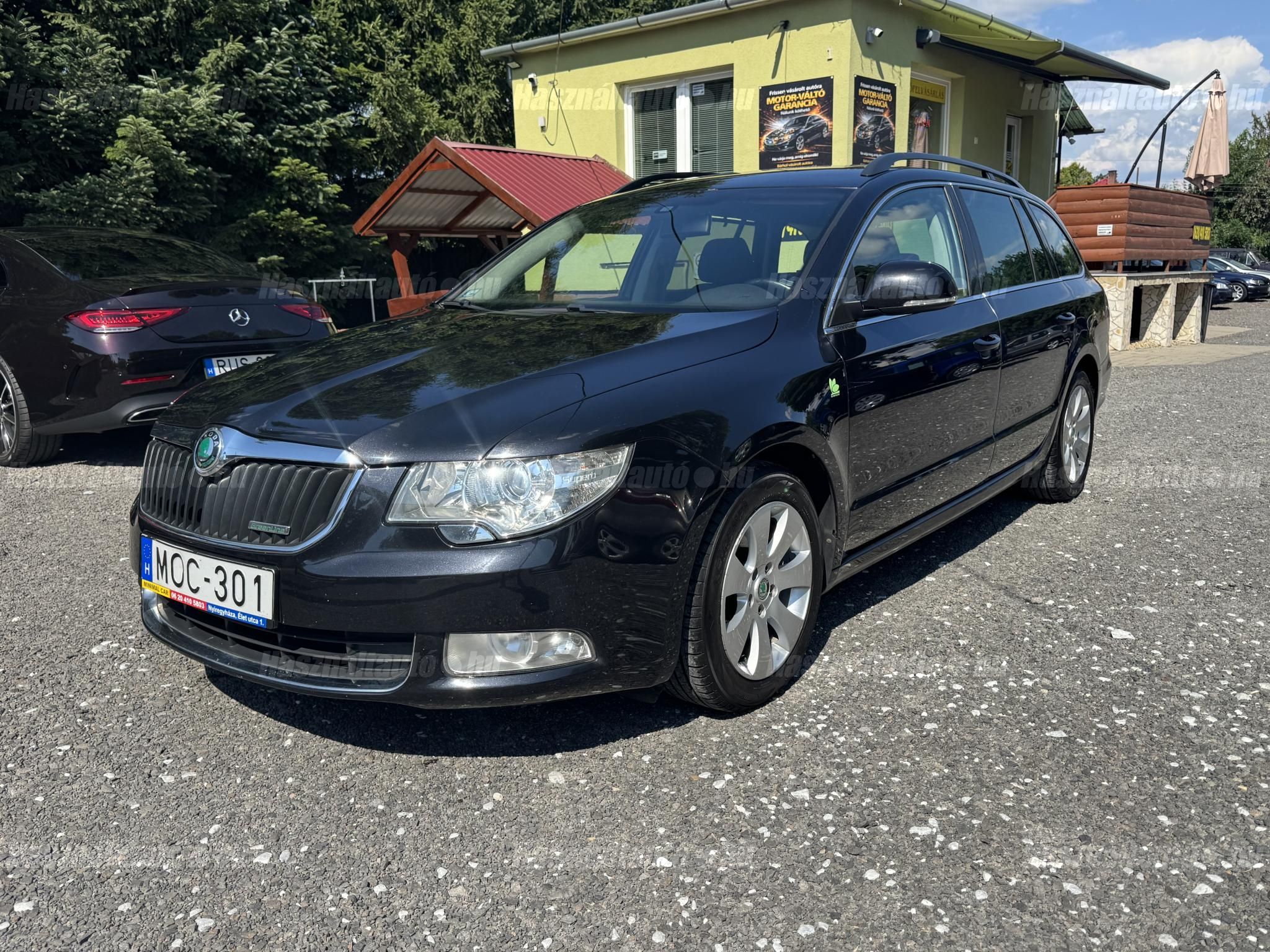 SKODA SUPERB 2011 - 1