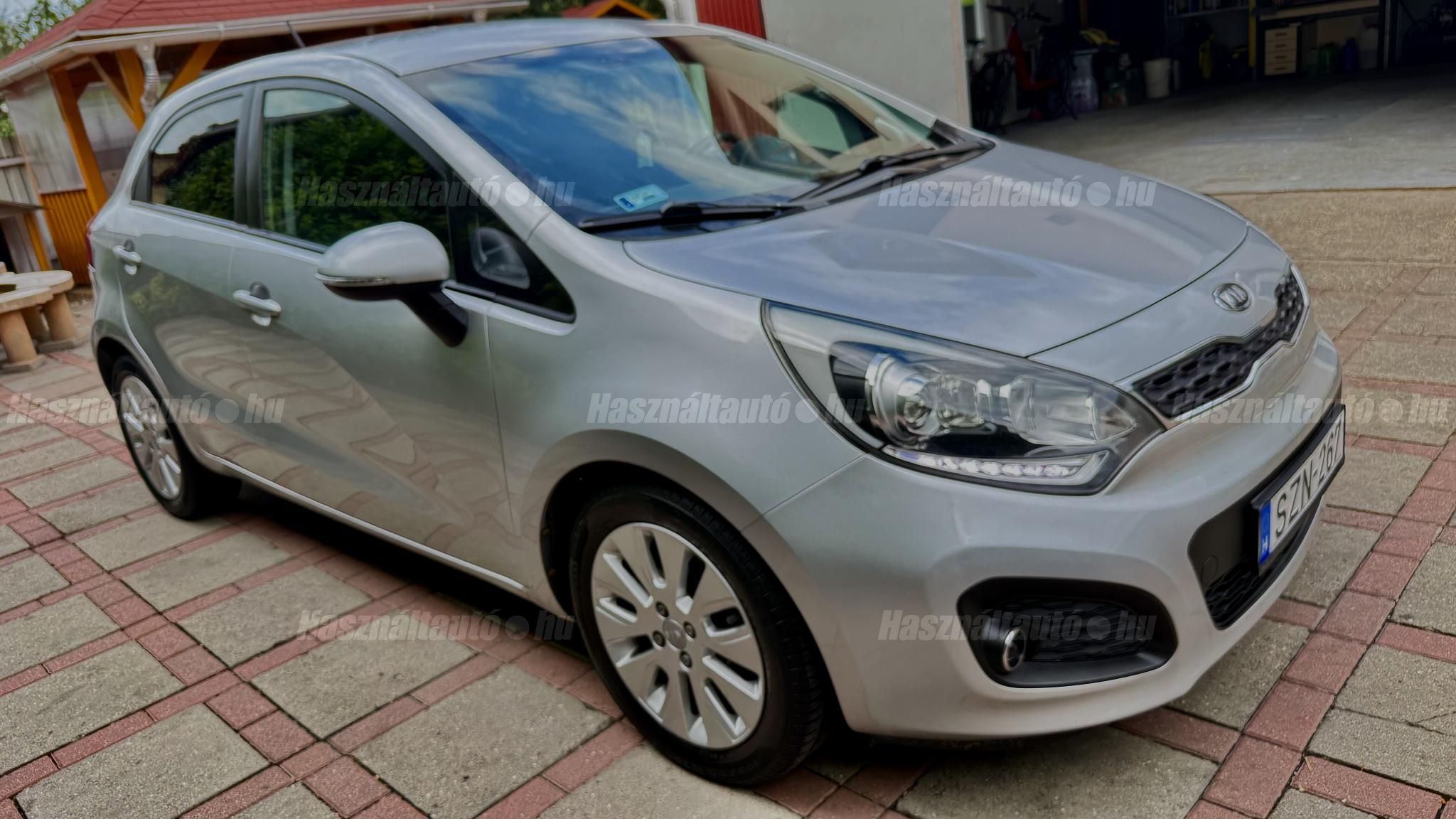 KIA RIO 2012/5 - 1