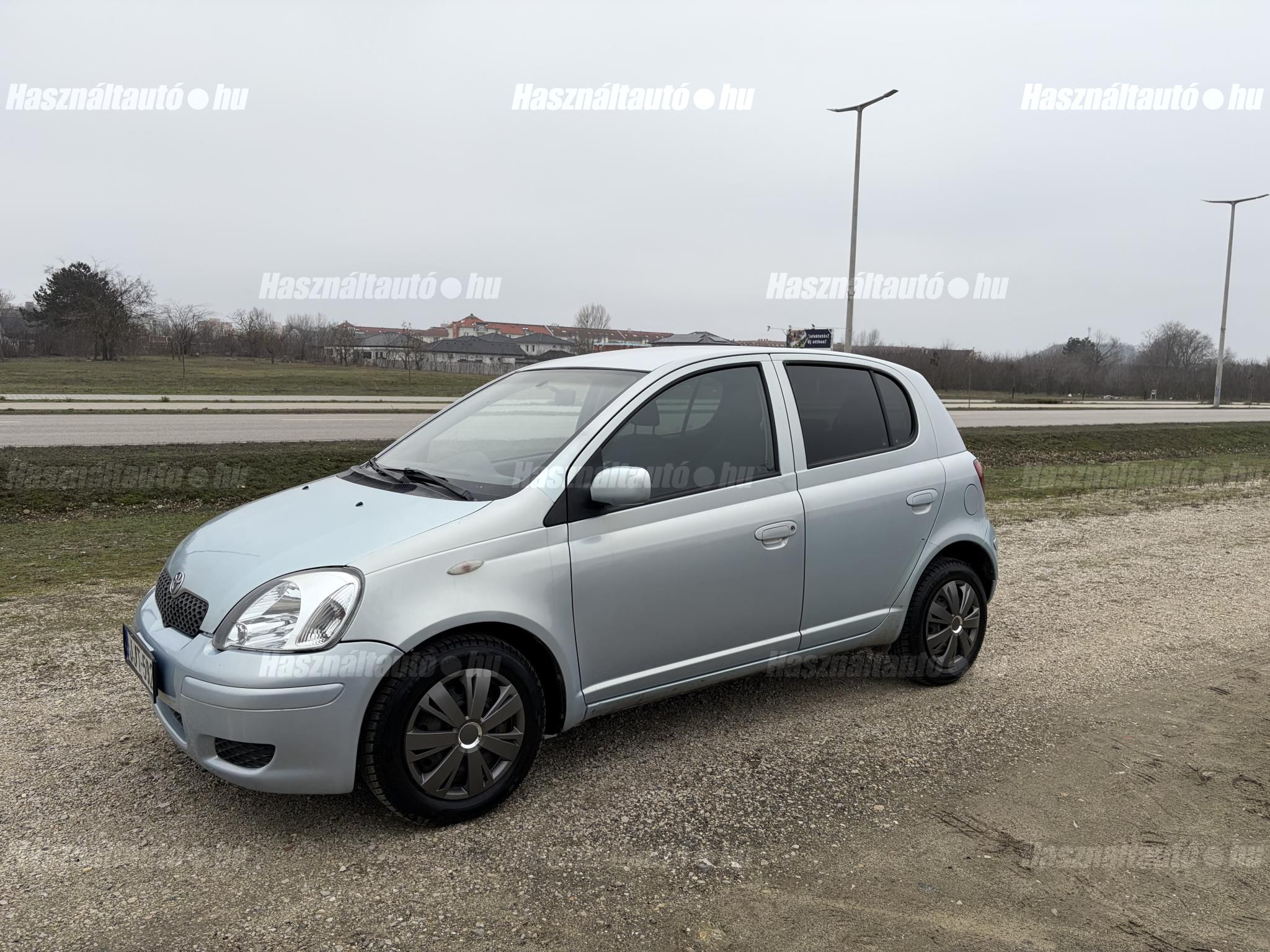 TOYOTA YARIS 2004/10 - 1