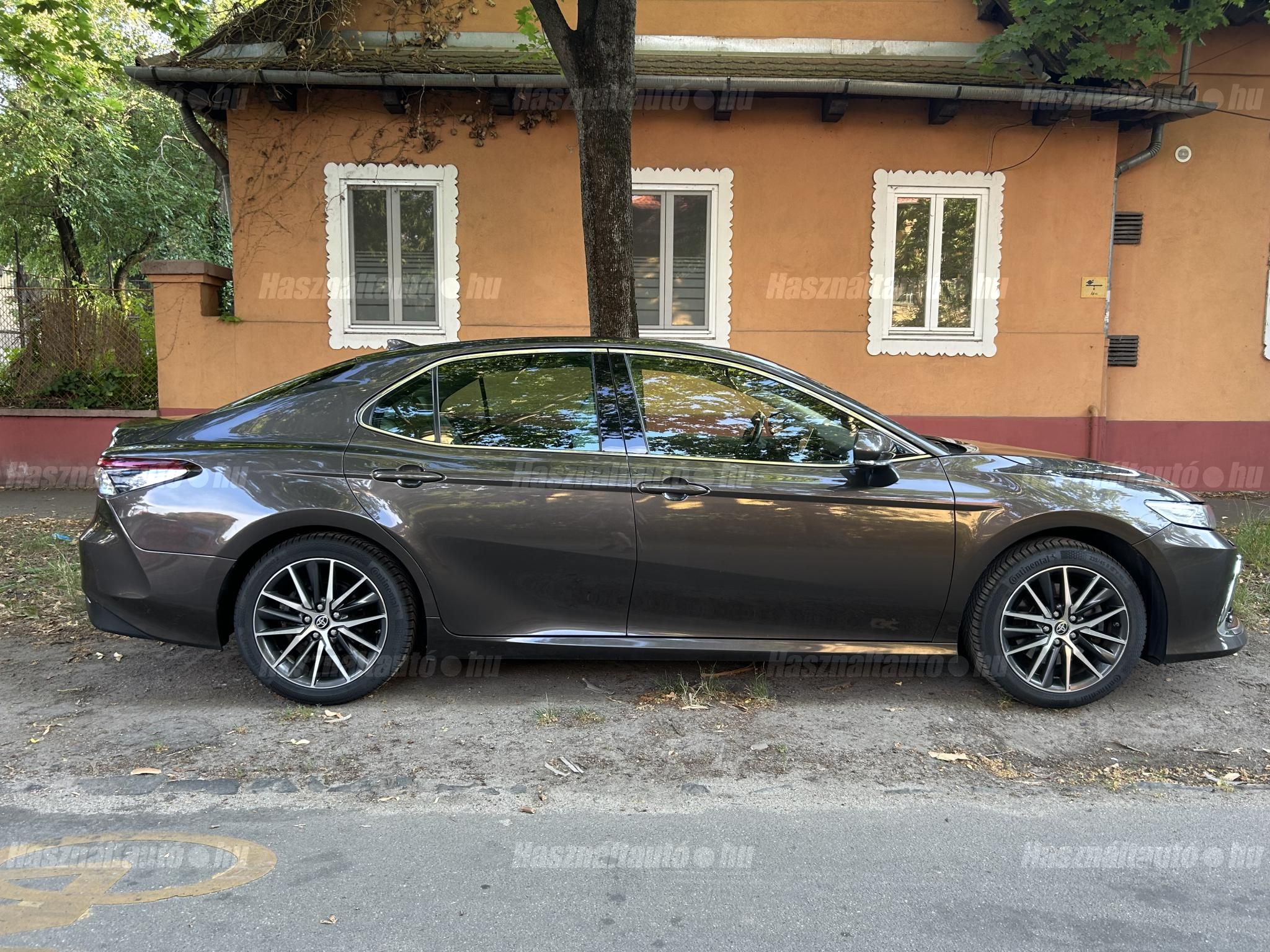 TOYOTA CAMRY 2021/9 - 1