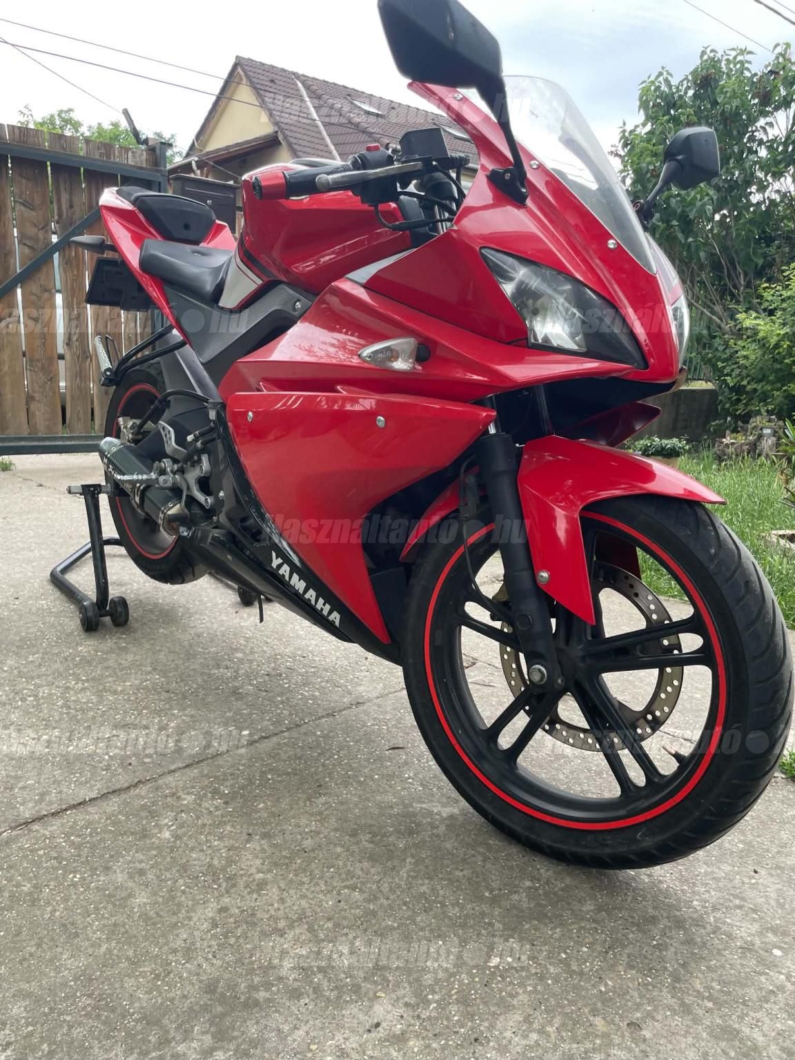 YAMAHA YZF R 125 2010/1 - 1