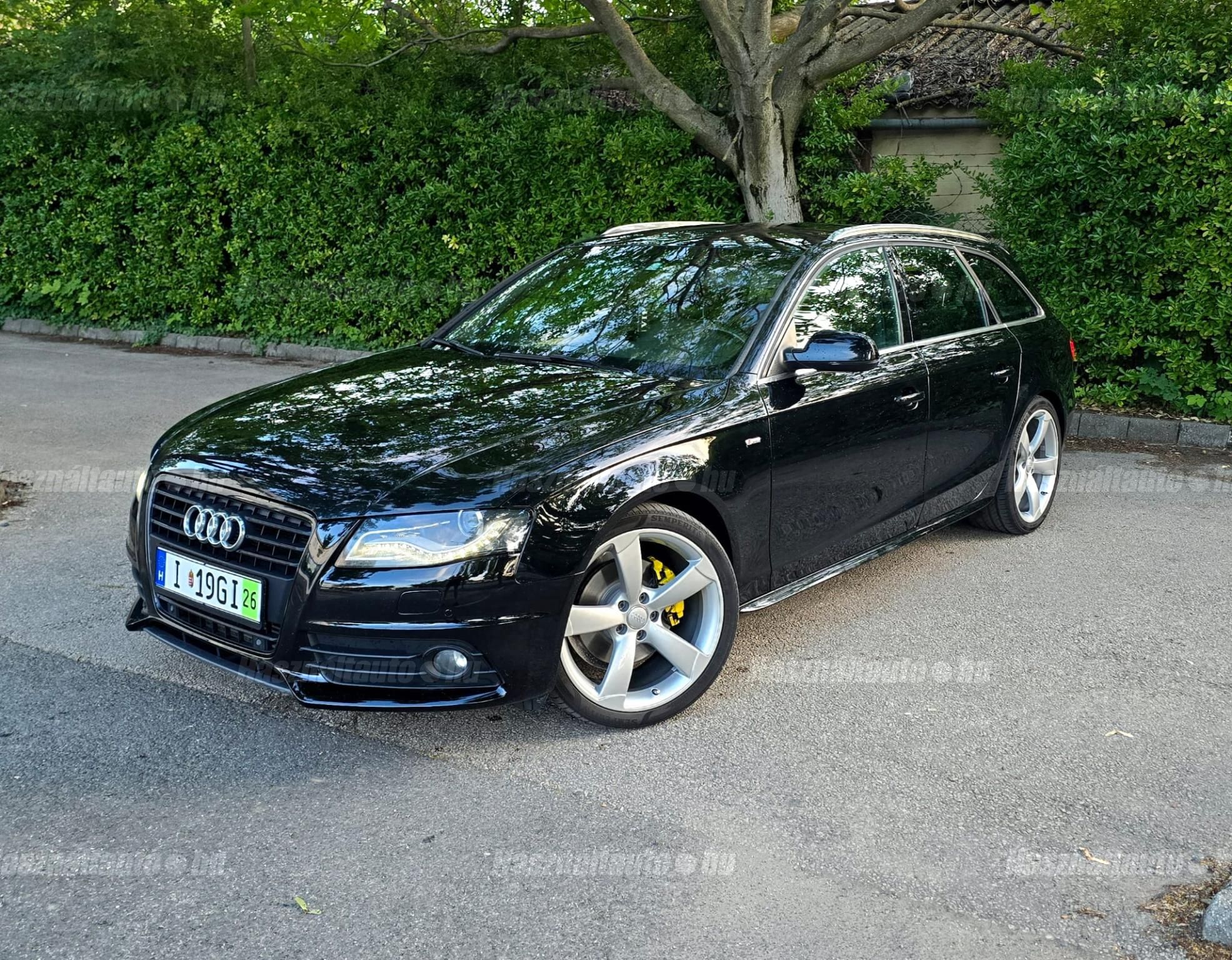 AUDI A4 2011/11 - 1
