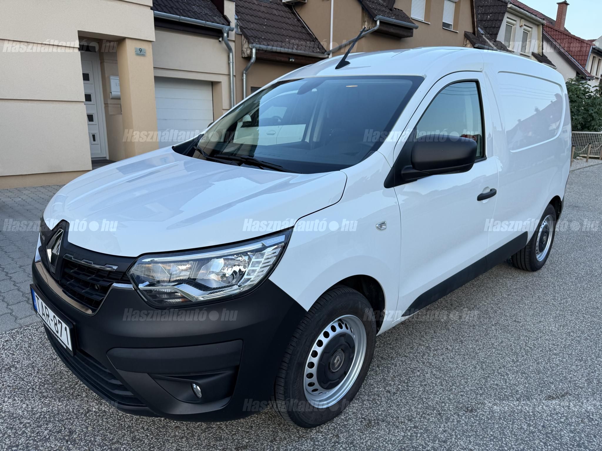 RENAULT EXPRESS 2022/1 - 1