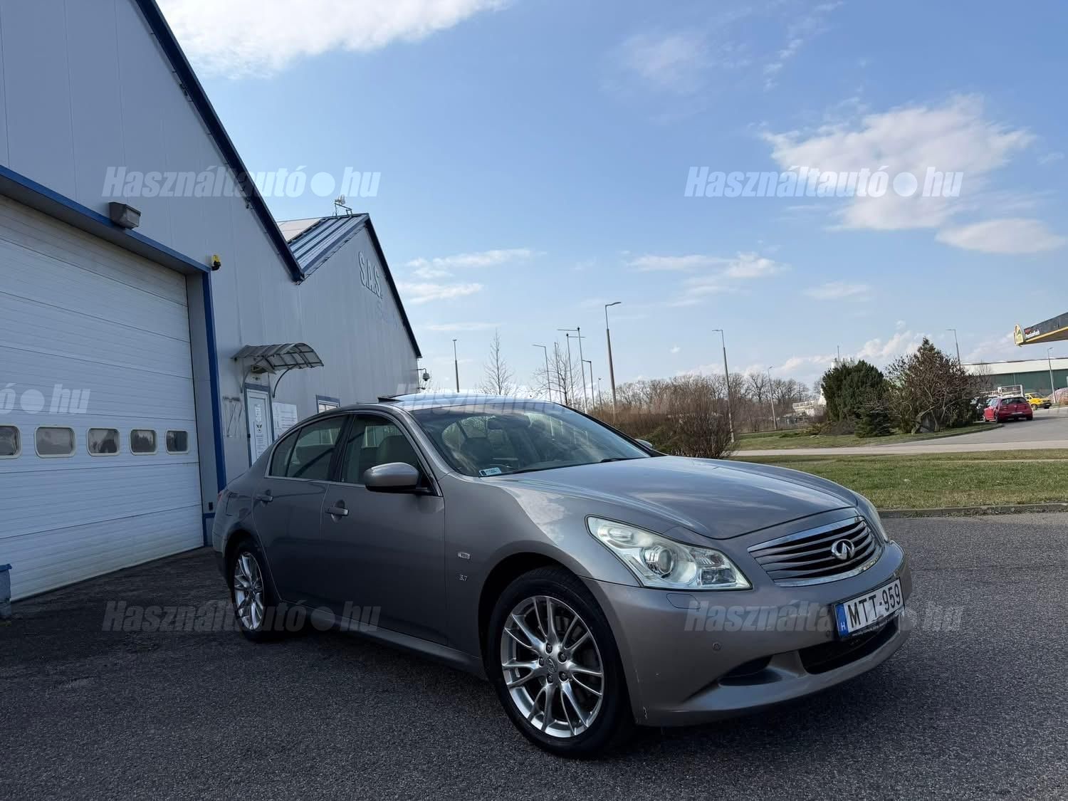 INFINITI G37 2011/10 - 1