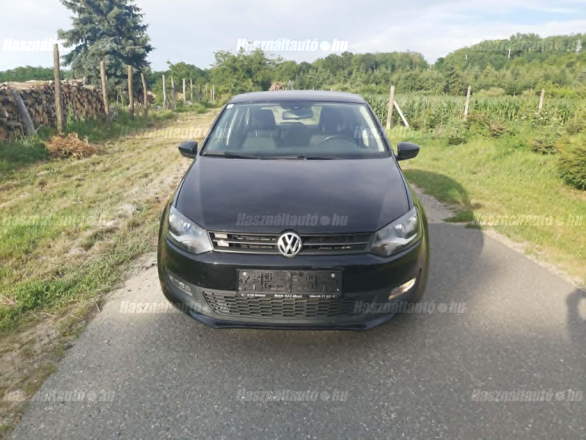 VOLKSWAGEN POLO 2011 - 1