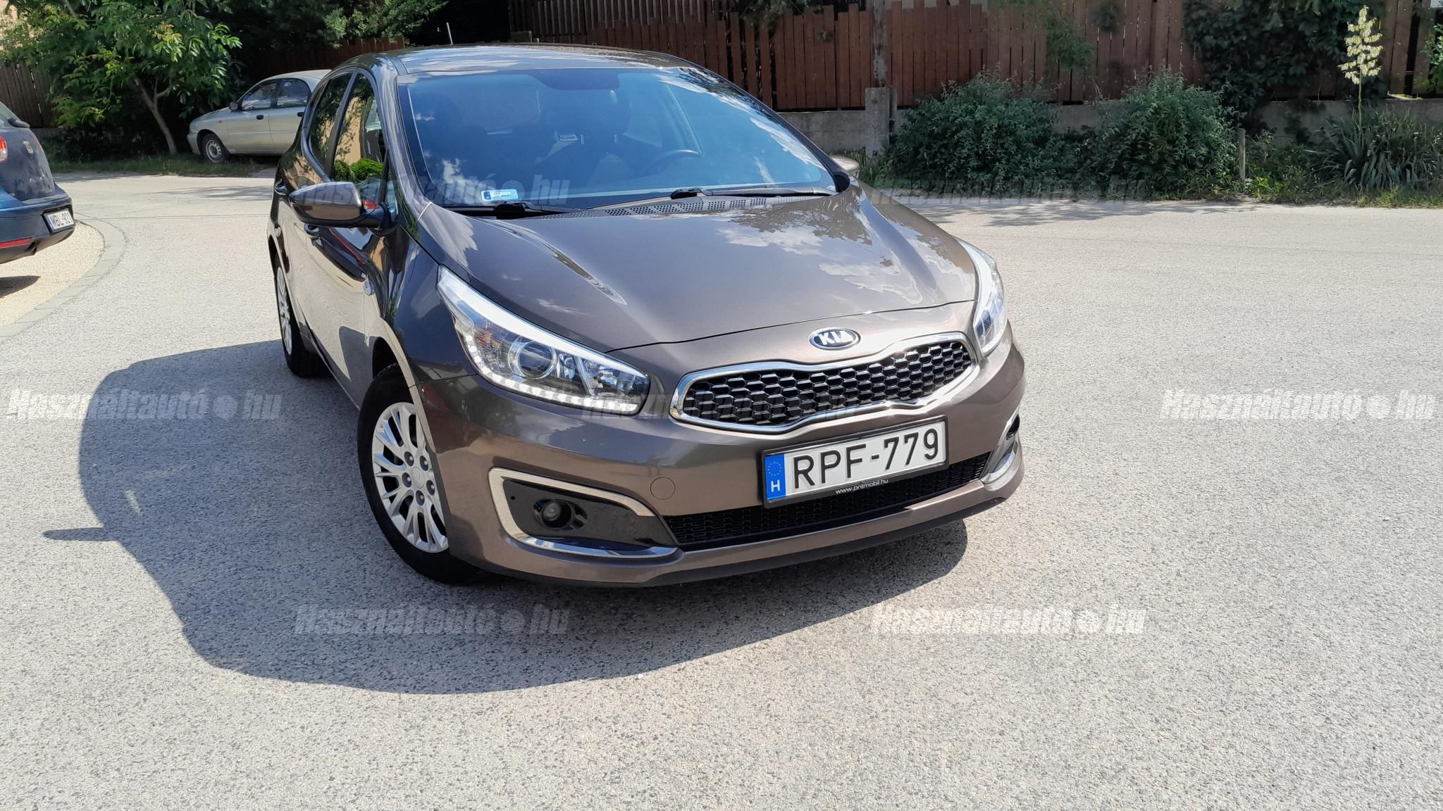 KIA CEE'D 2018/6 - 1