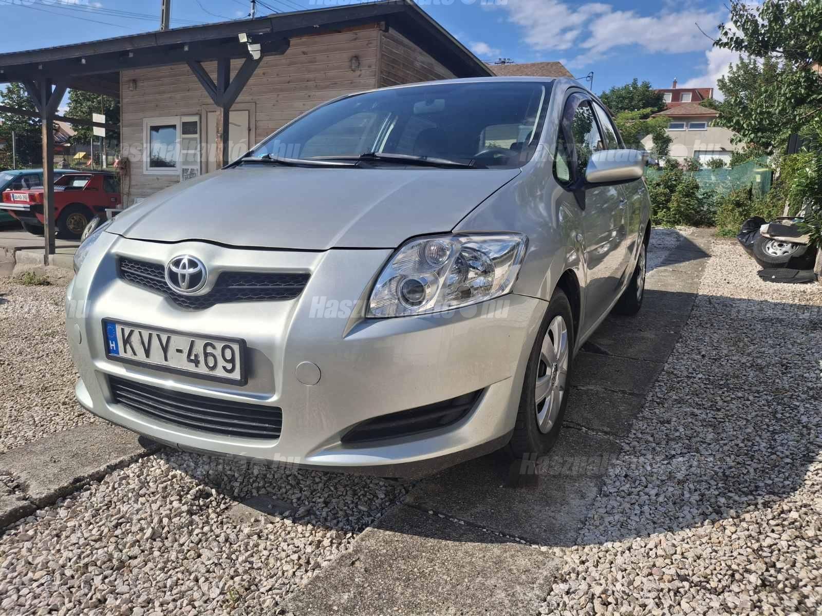 TOYOTA AURIS 2007/9 - 1
