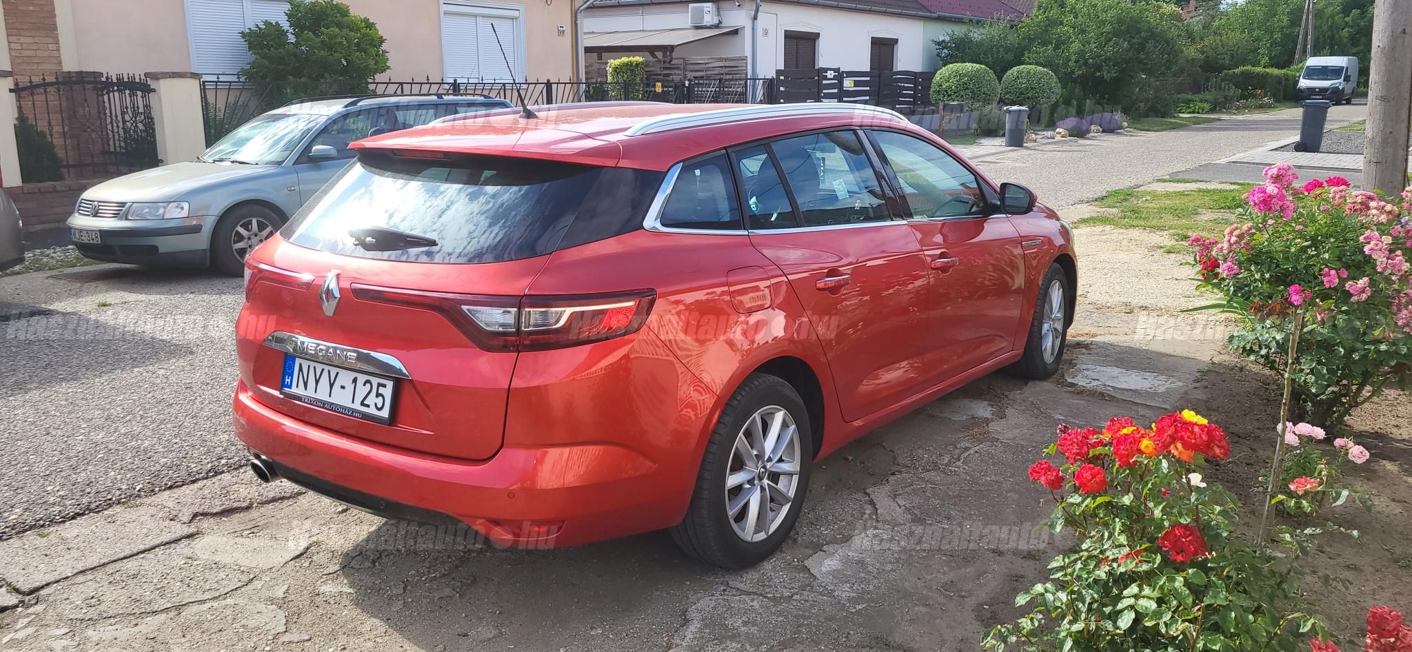 RENAULT MEGANE 2016/12 - 1