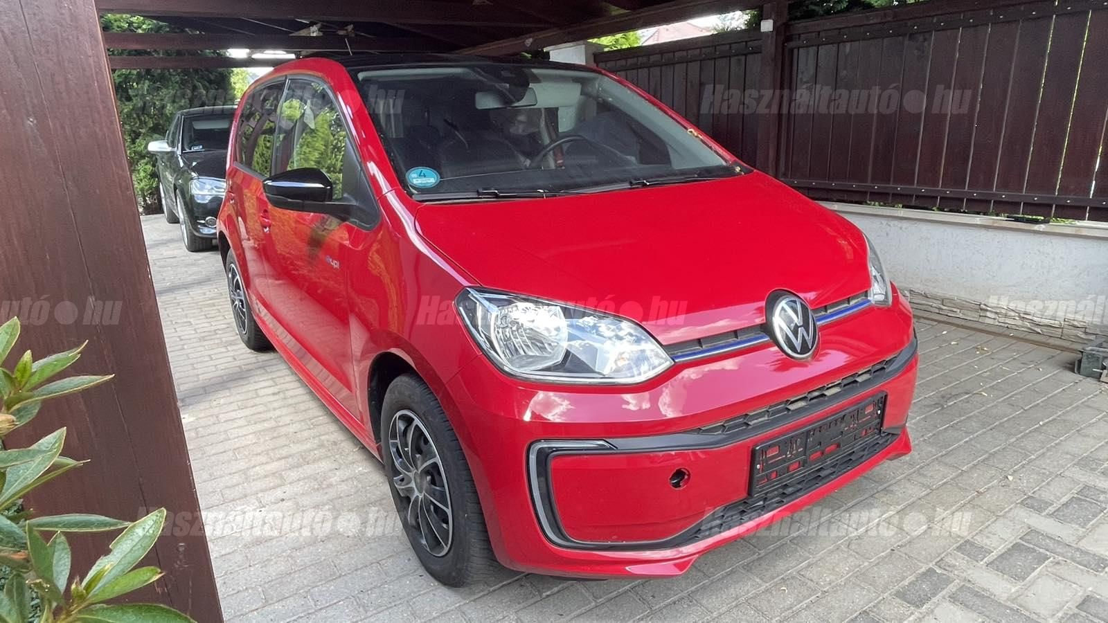 VOLKSWAGEN UP 2020/7 - 1