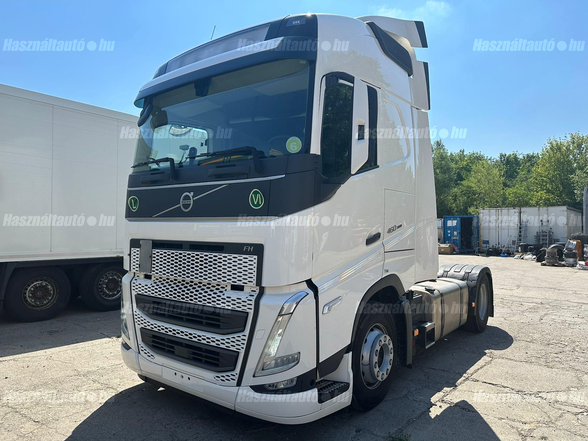 VOLVO 2022/10 - 1