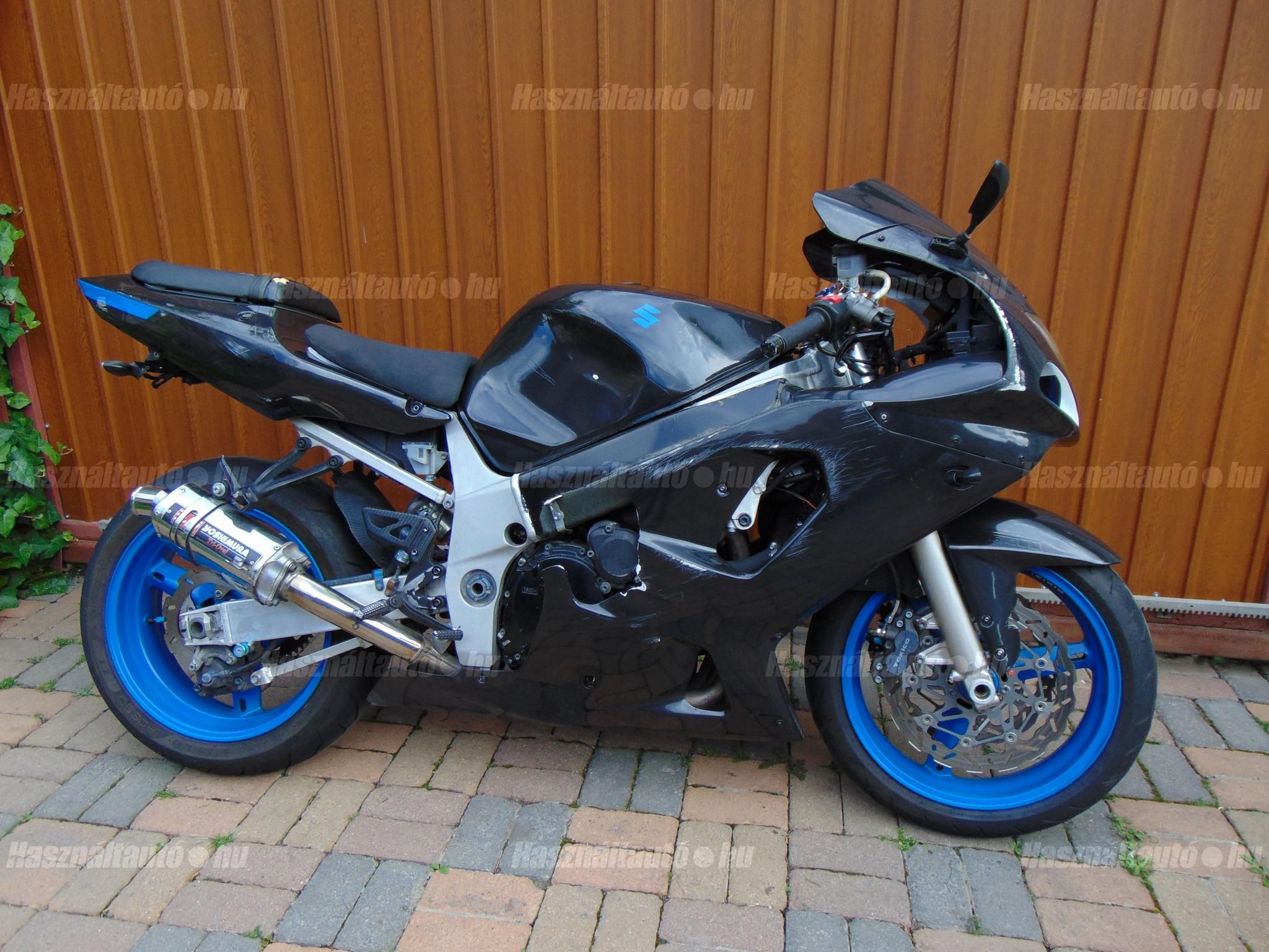 SUZUKI GSX-R 600 2003/4 - 1